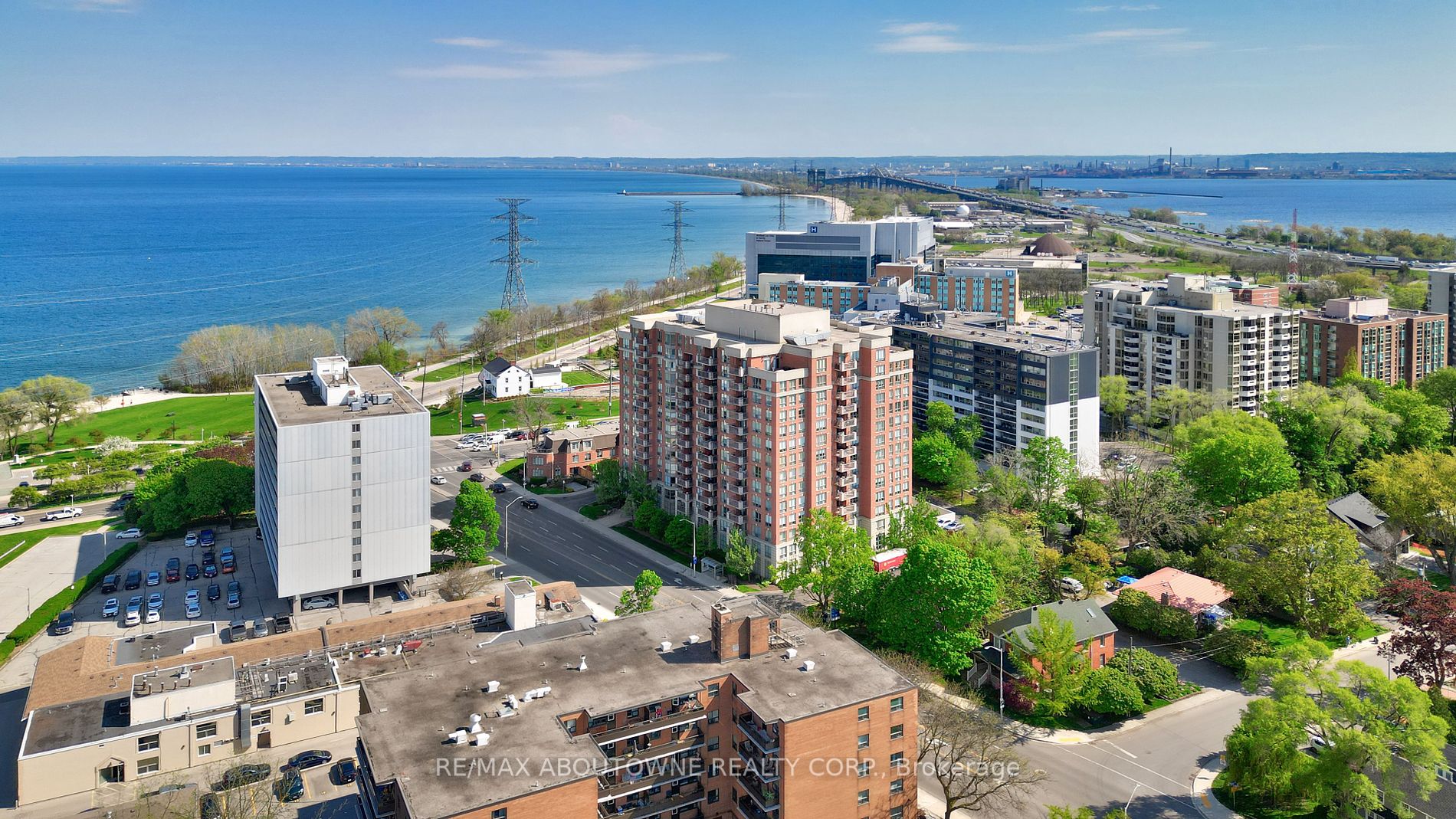 442 Maple Avenue #606