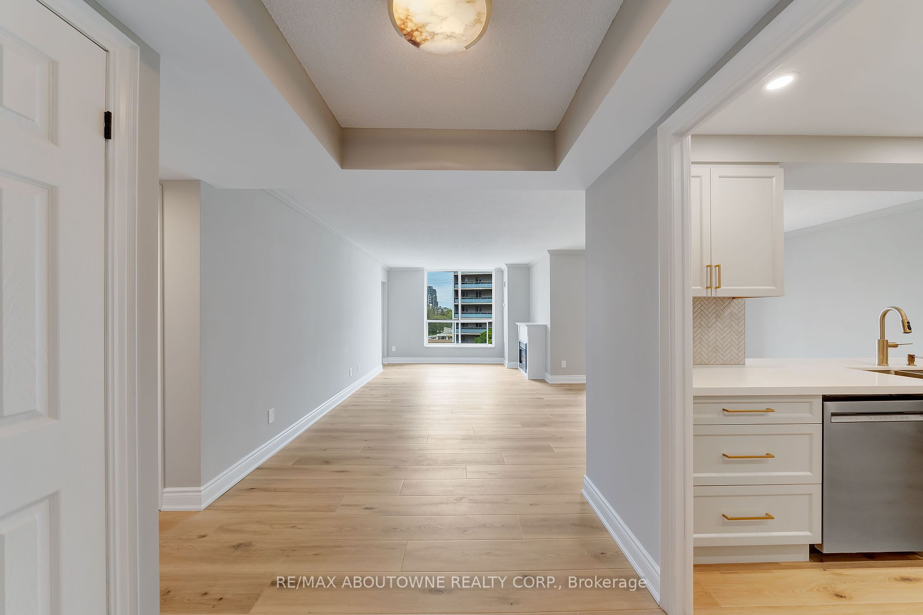 442 Maple Avenue #606