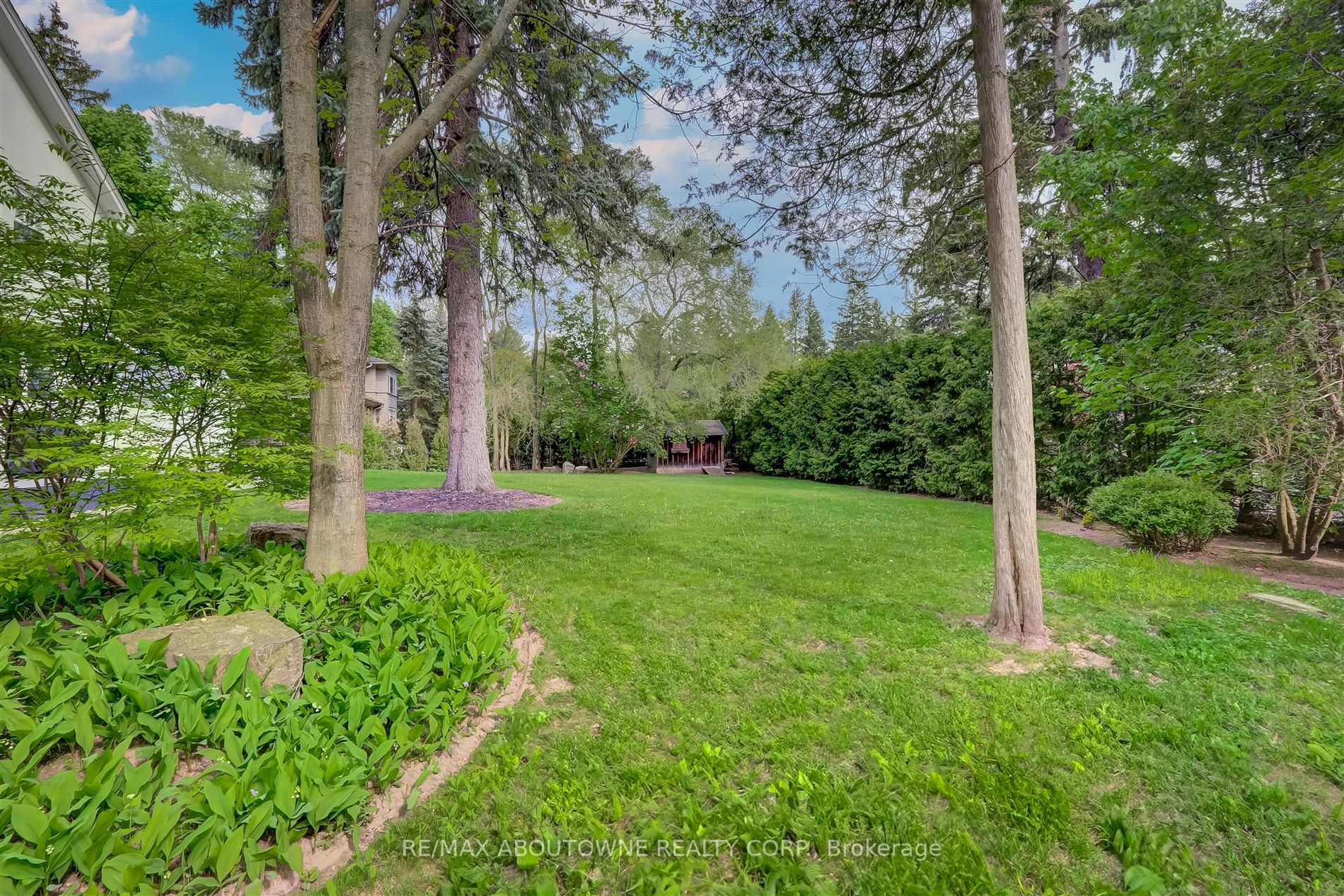 317 Gloucester Avenue
