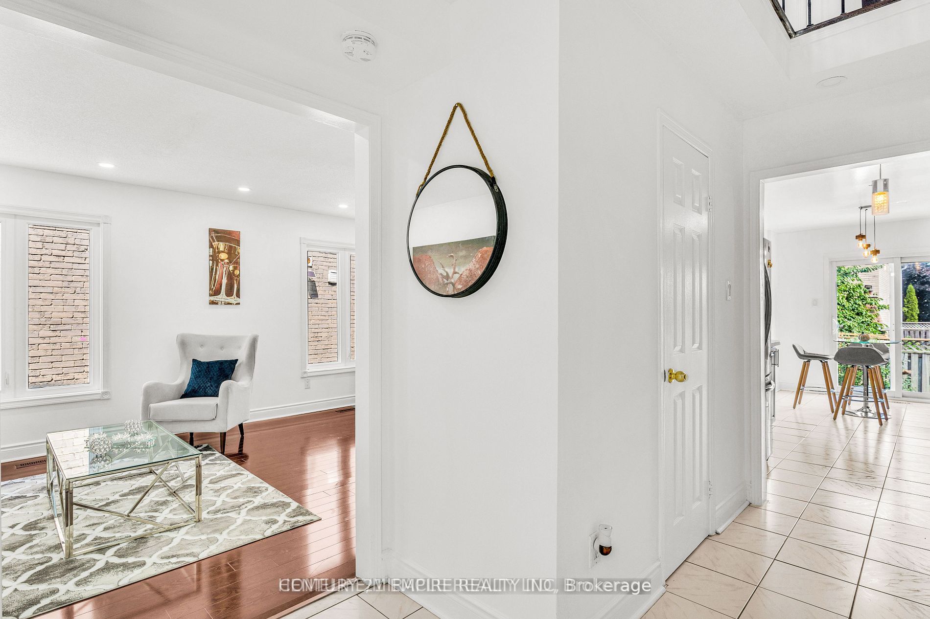 87 Sandmere Ave