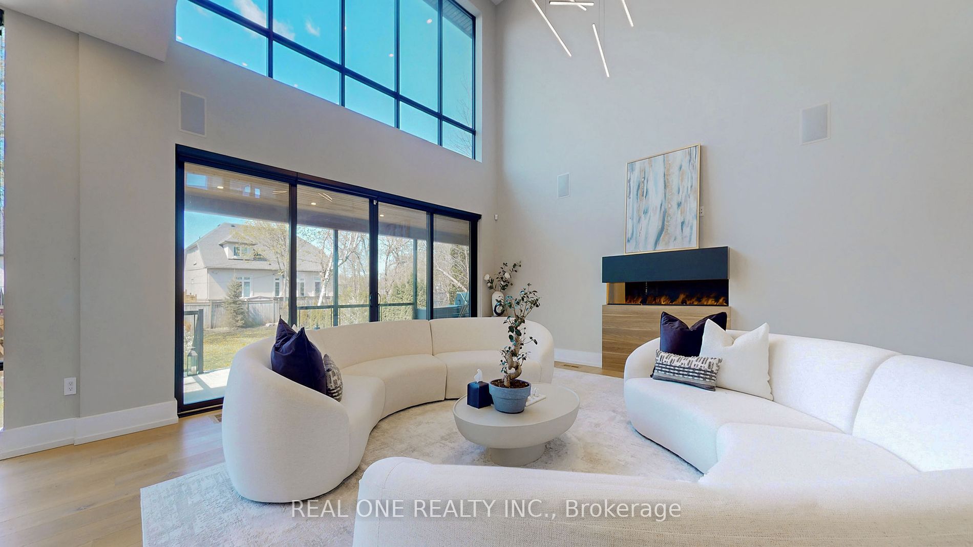 234 Maurice Dr