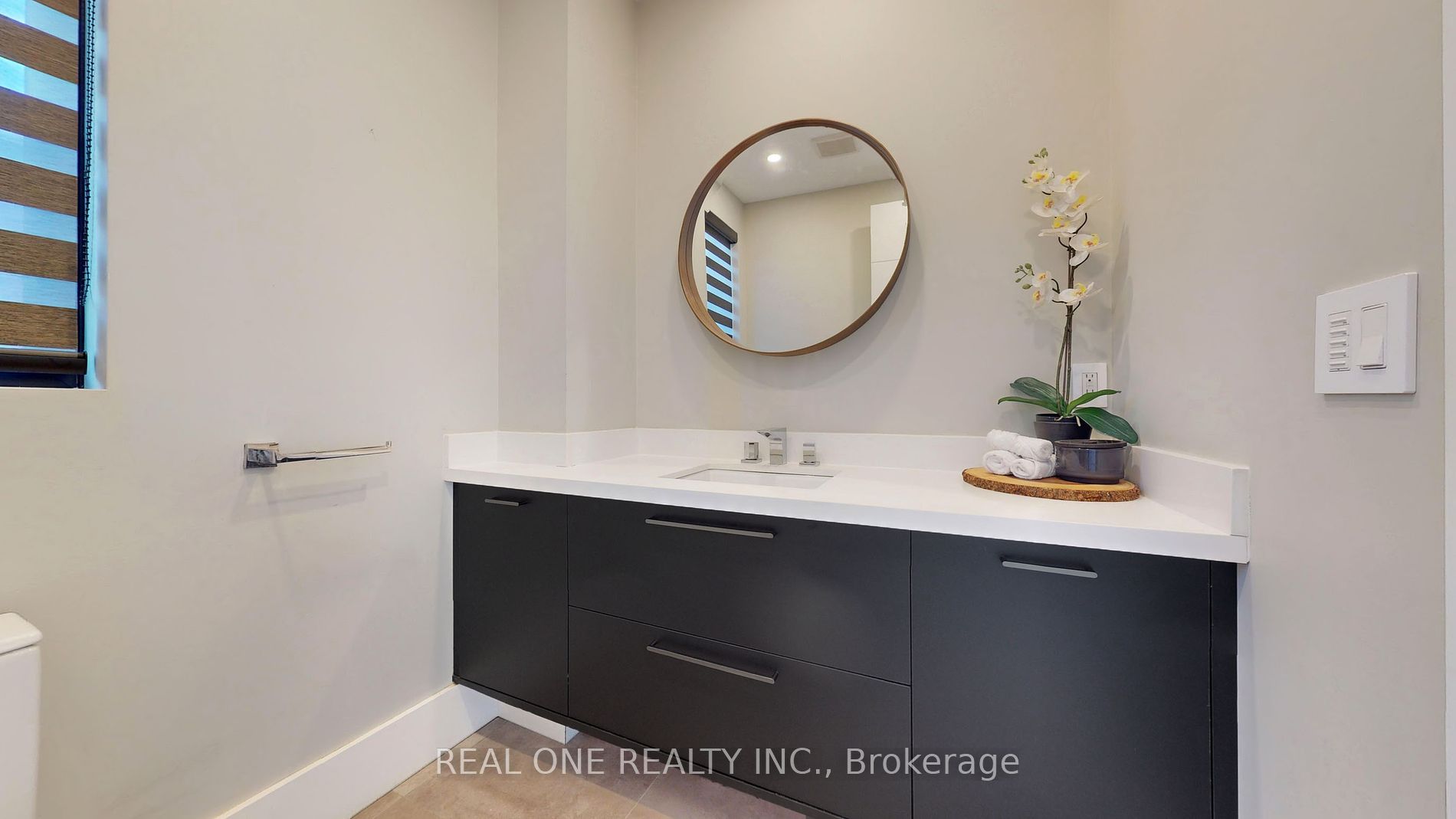 234 Maurice Dr
