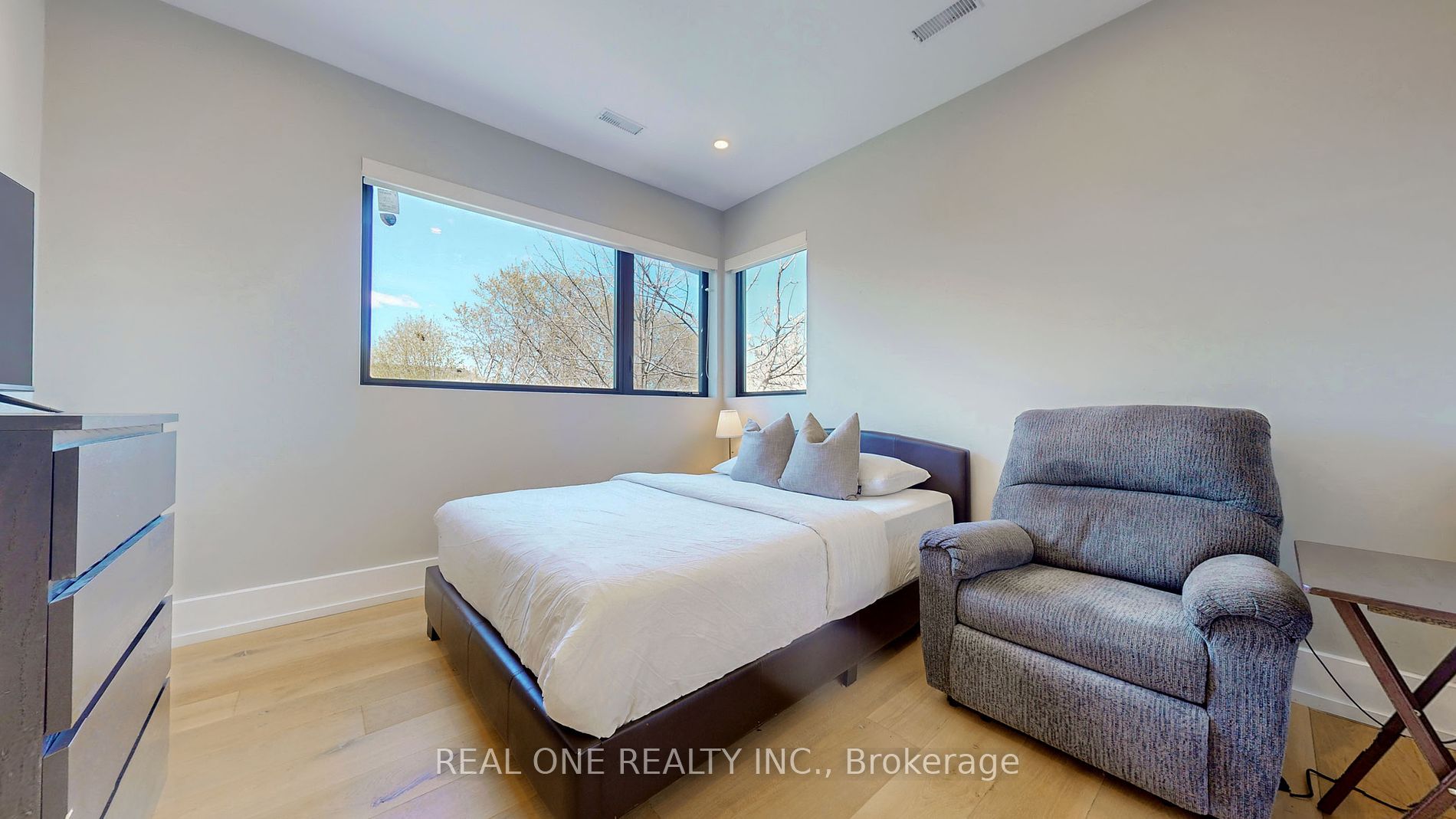 234 Maurice Dr