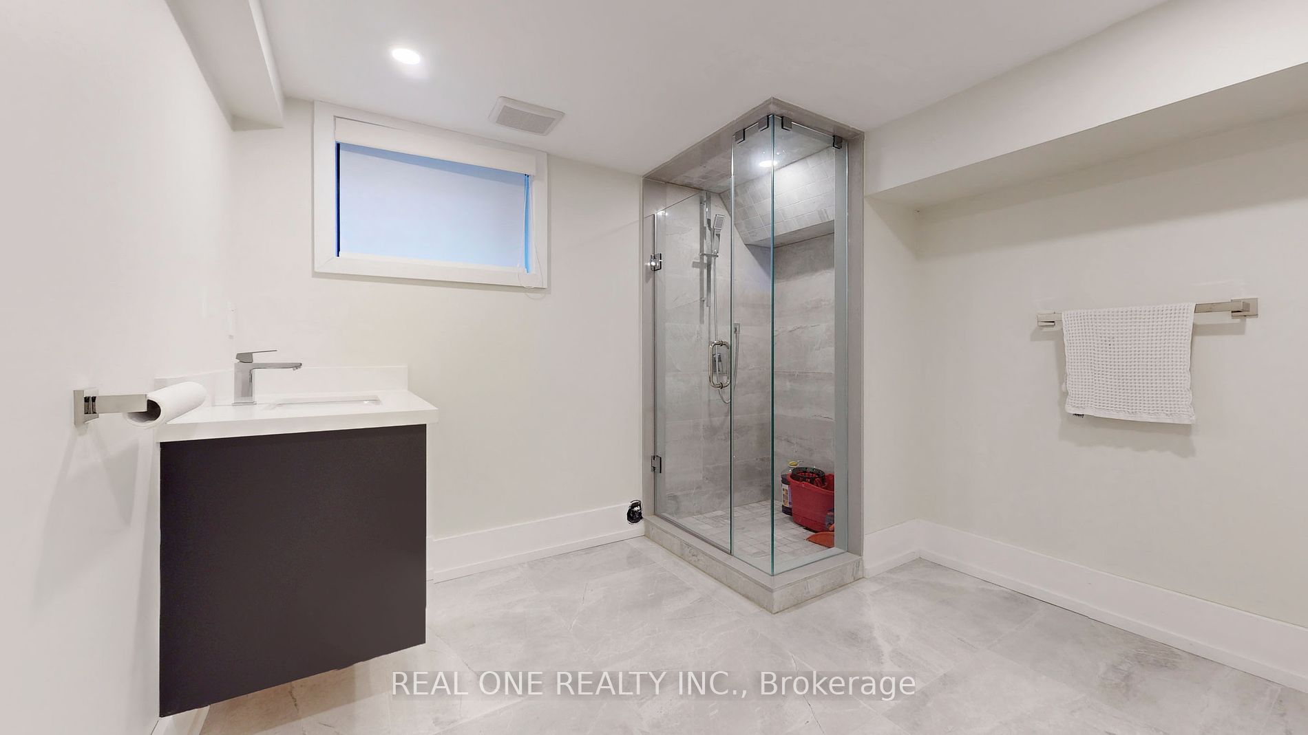 234 Maurice Dr