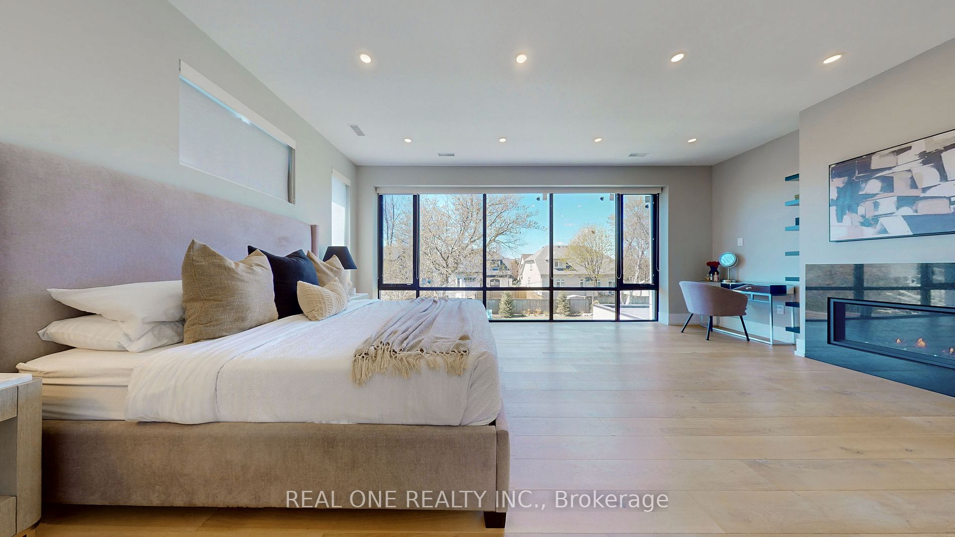 234 Maurice Dr