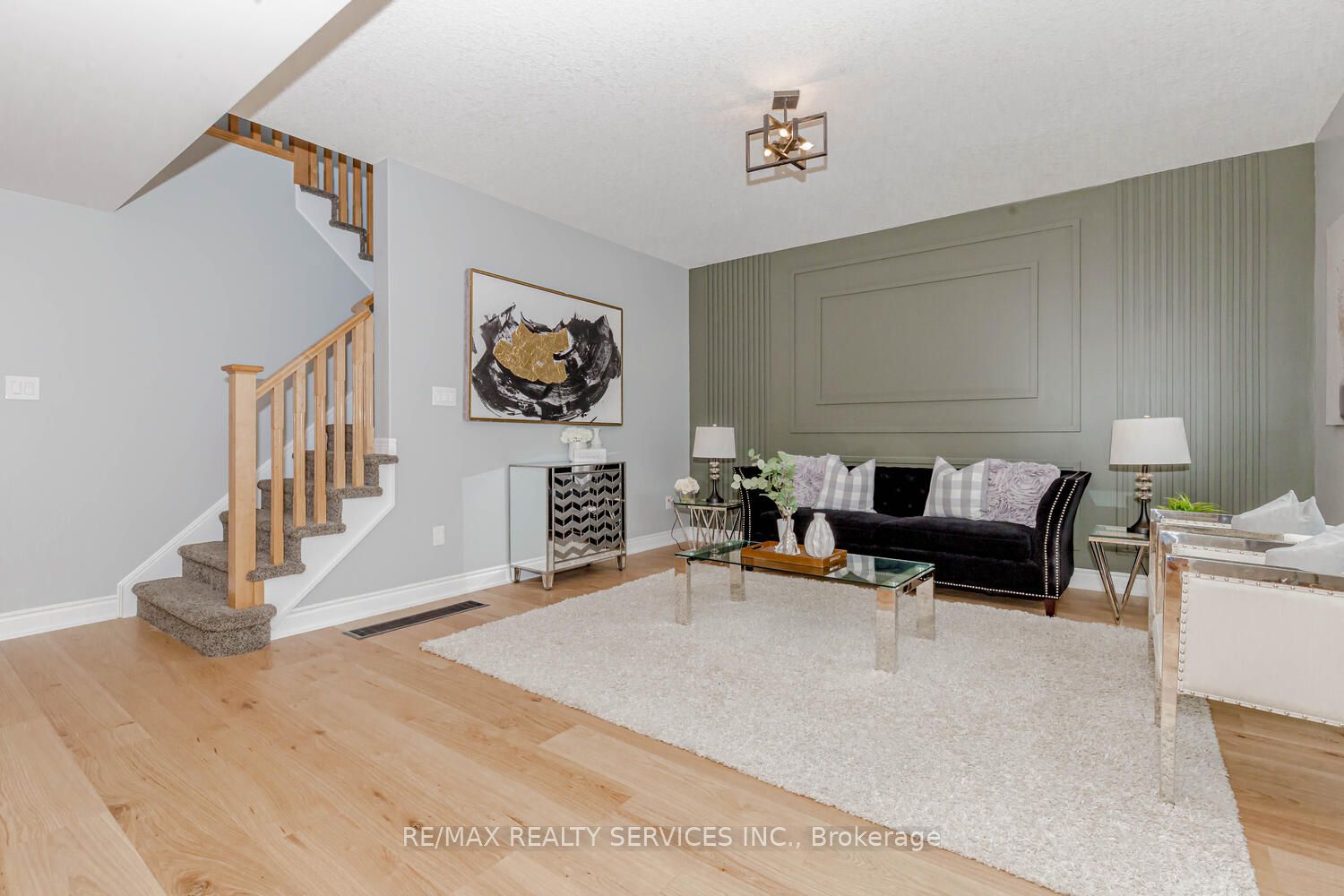 89 Laverty Cres