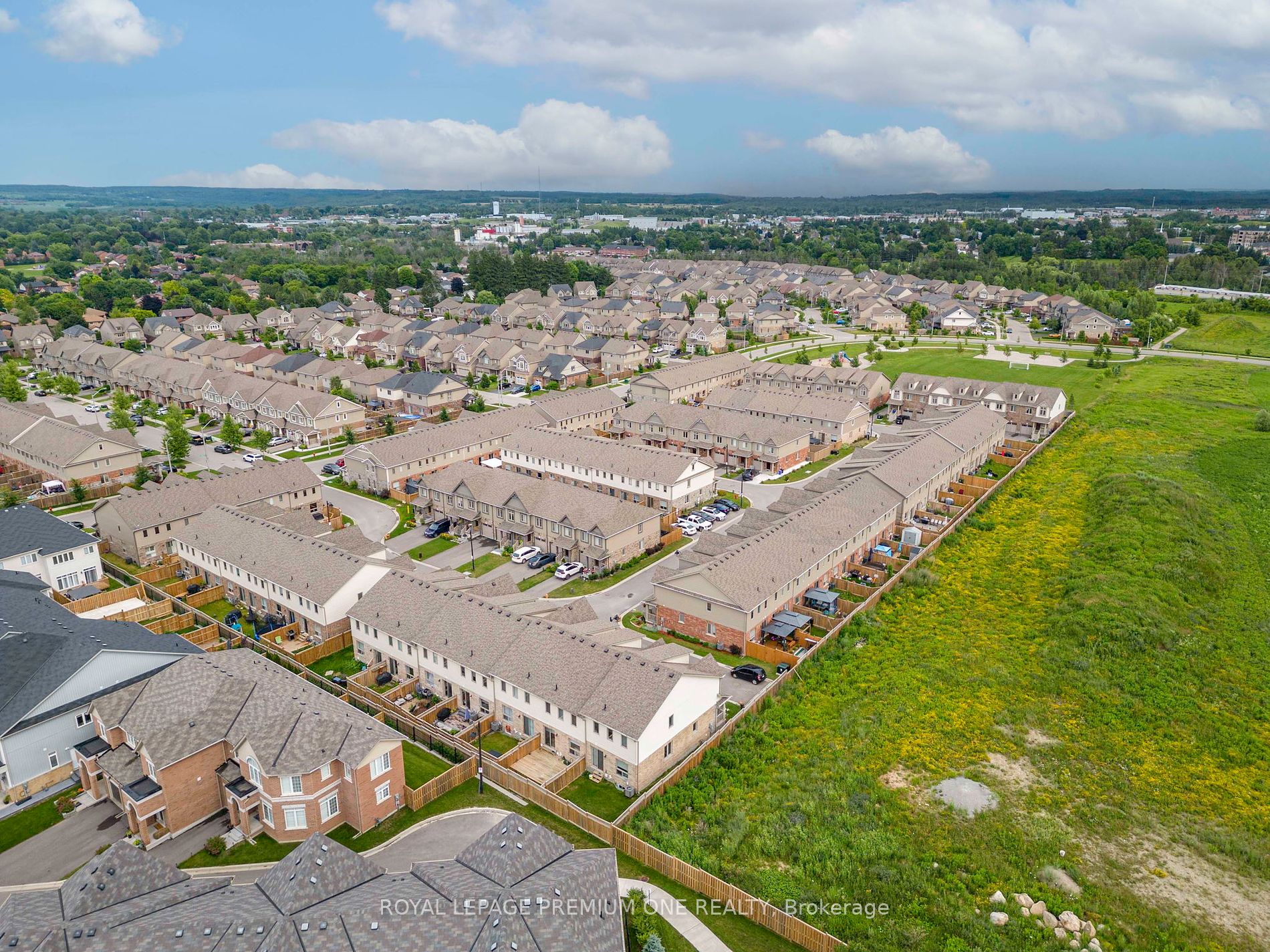 124 Parkinson Cres, #61