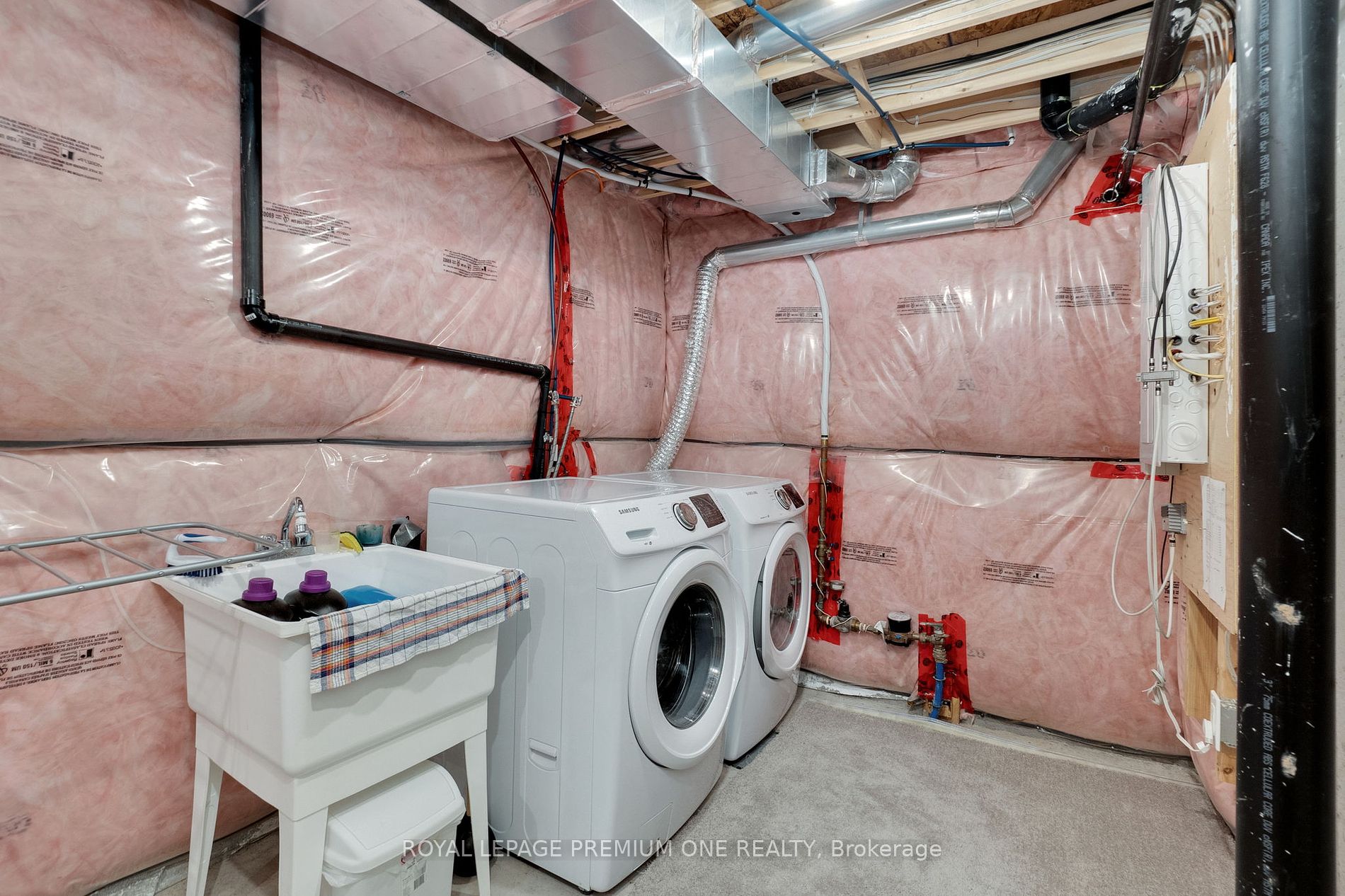 124 Parkinson Cres, #61