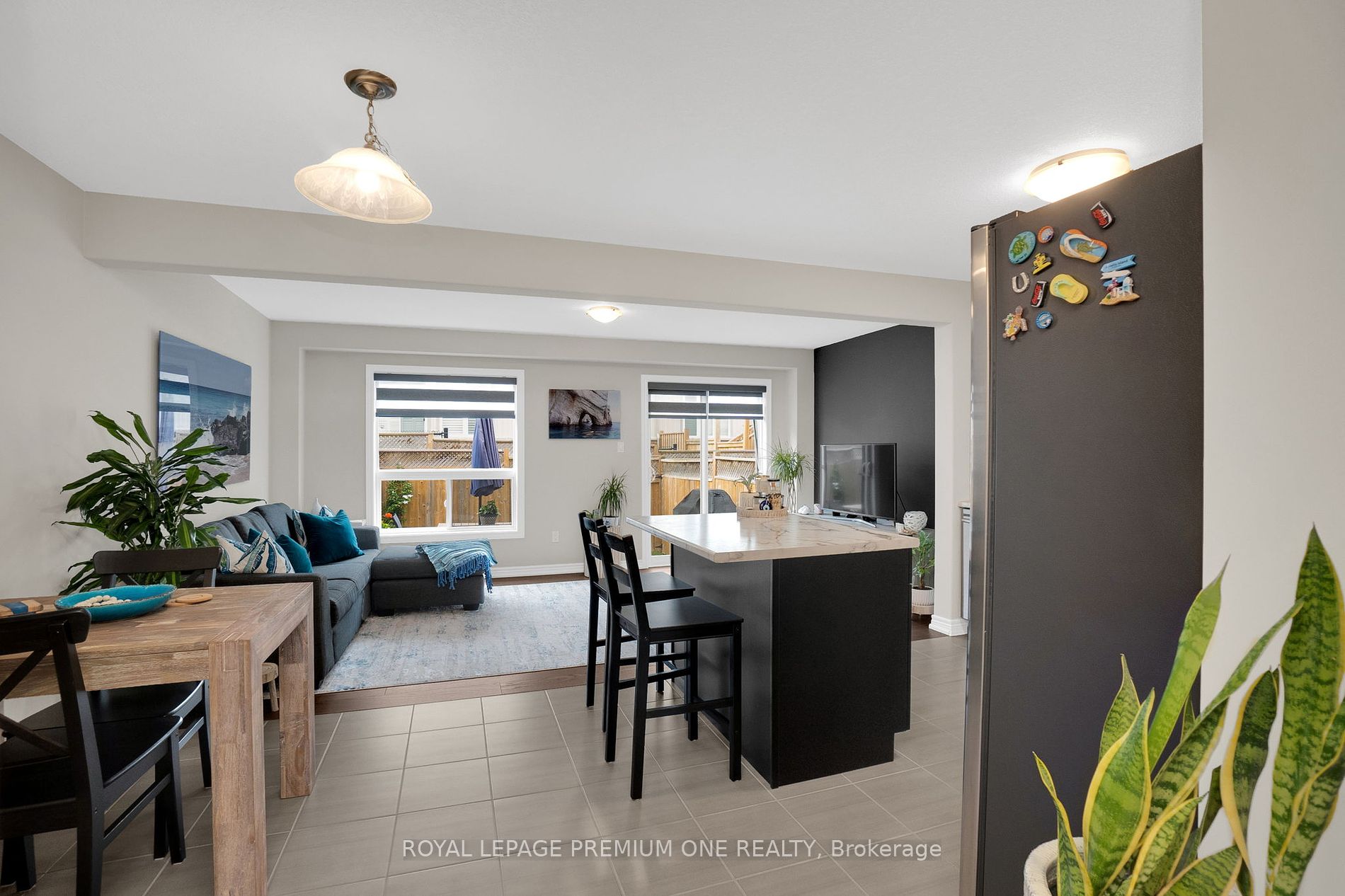 124 Parkinson Cres, #61