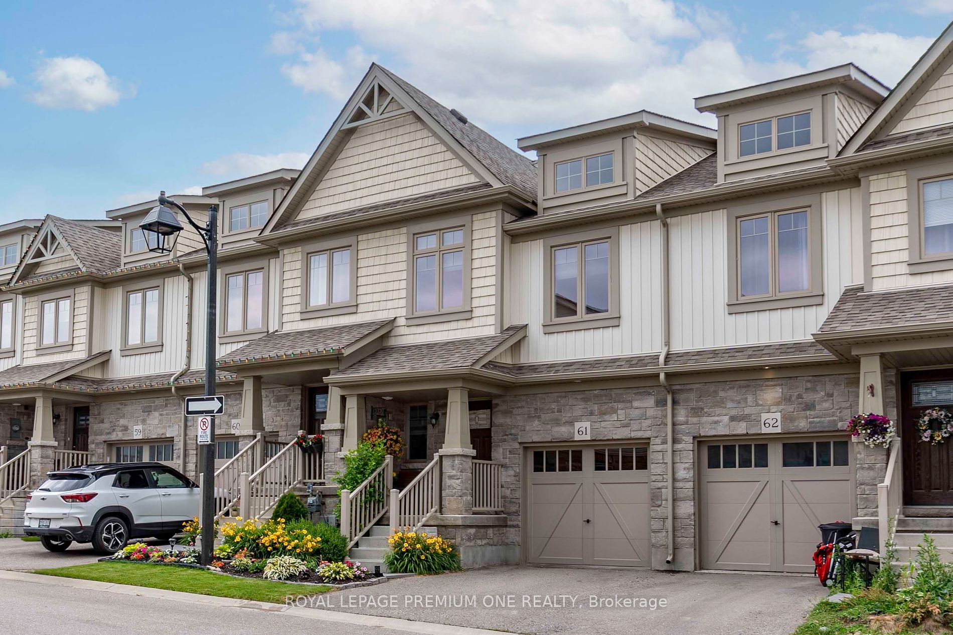124 Parkinson Cres, #61