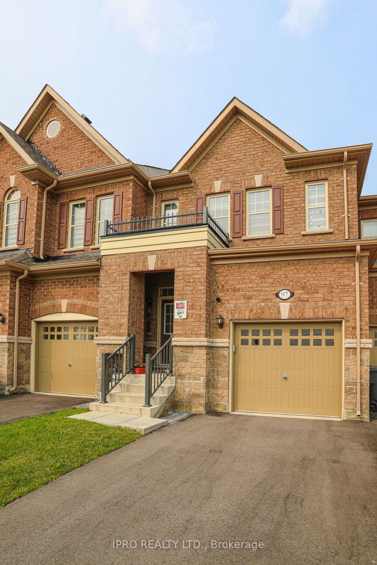 97 Finegan Circ