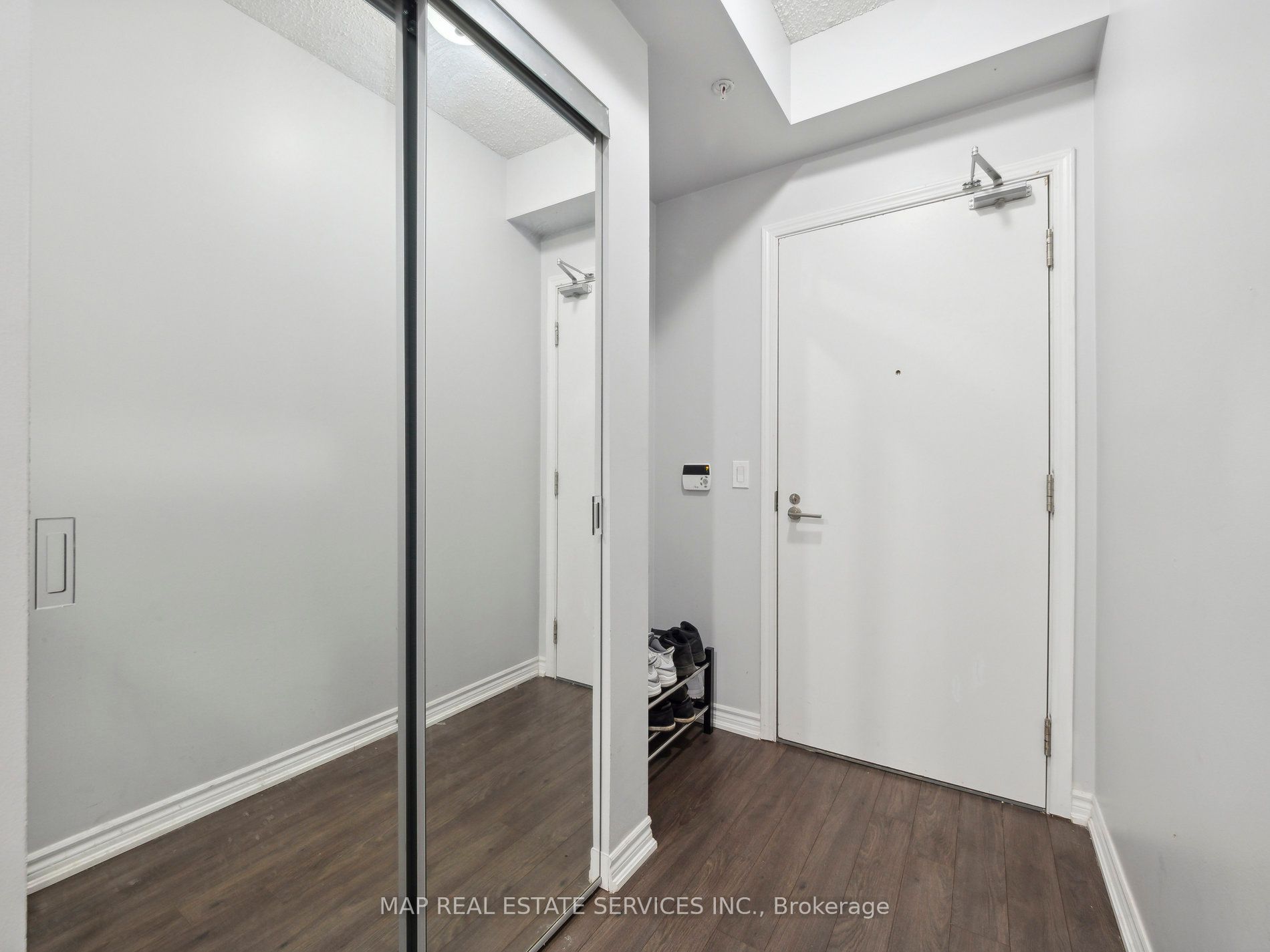 15 James Finlay Way, #805