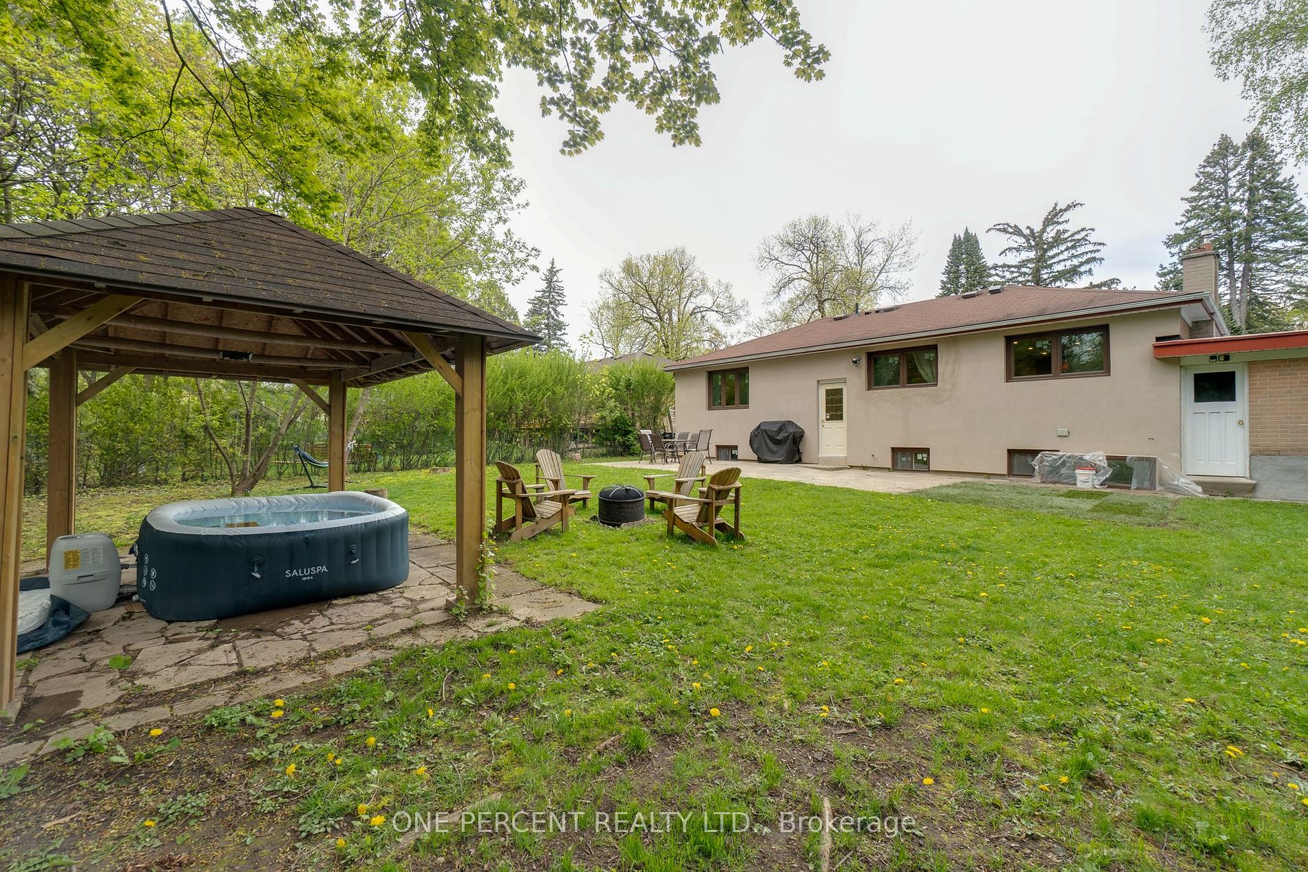 208 Glen Oak Dr