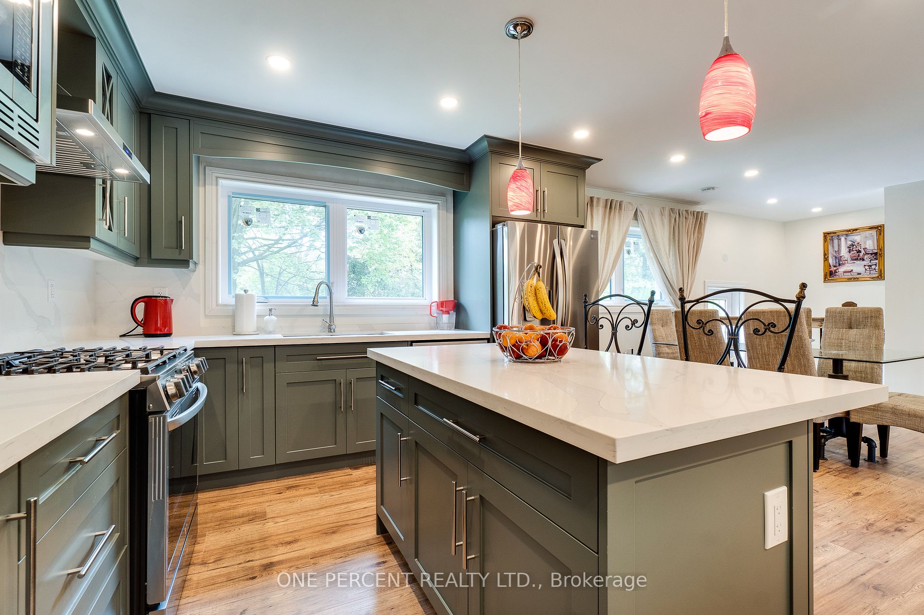 208 Glen Oak Dr