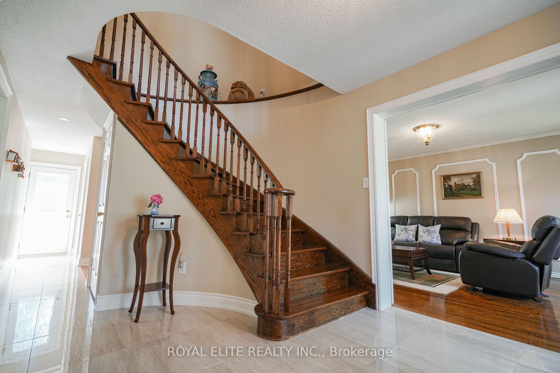3530 Kingbird Crt