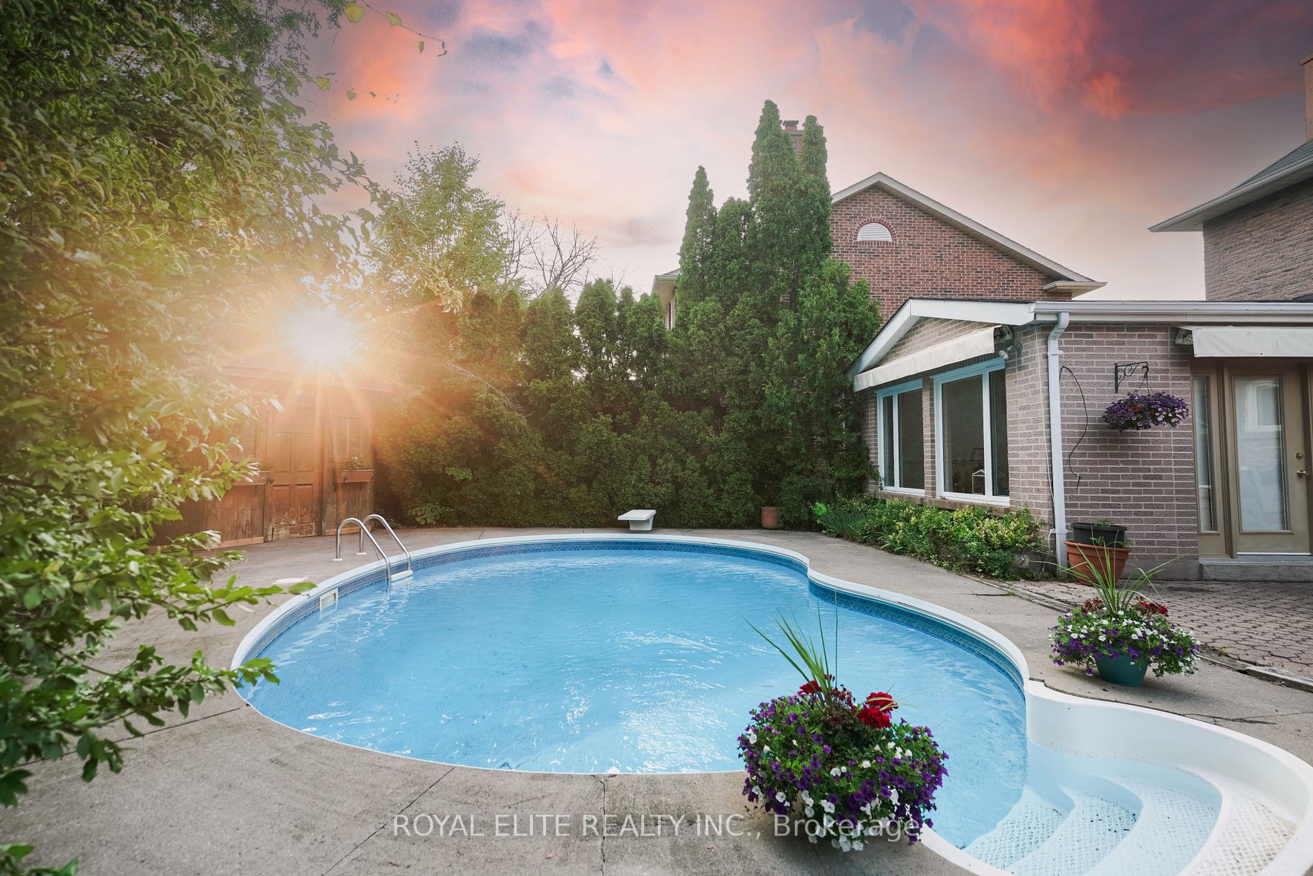 3530 Kingbird Crt