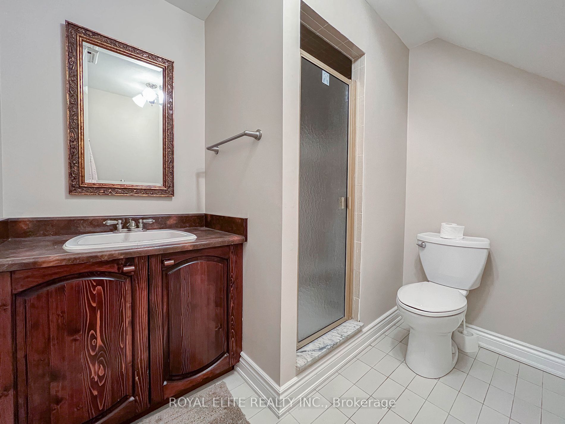 3530 Kingbird Crt