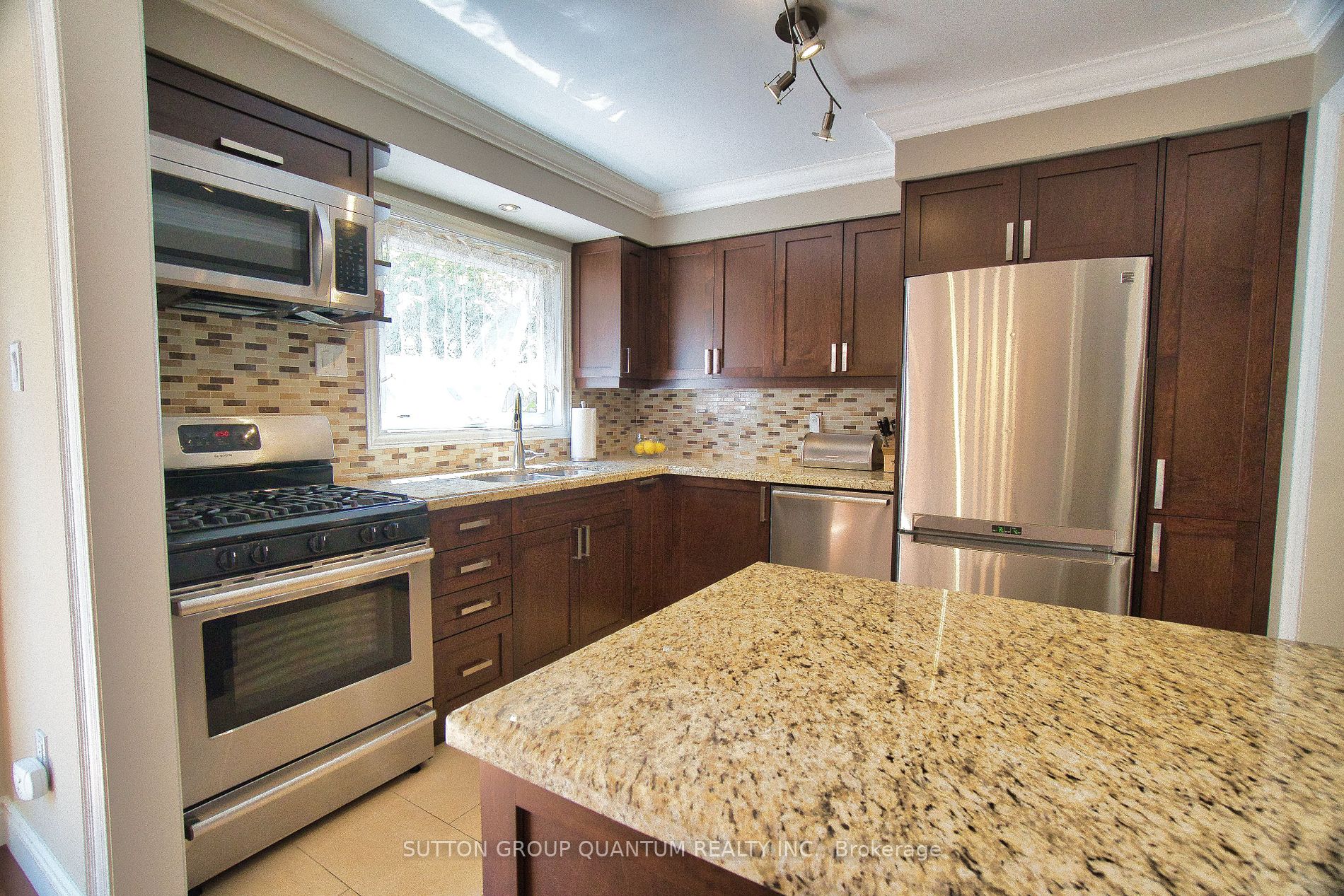 1050 SHAWNMARR Rd, #49
