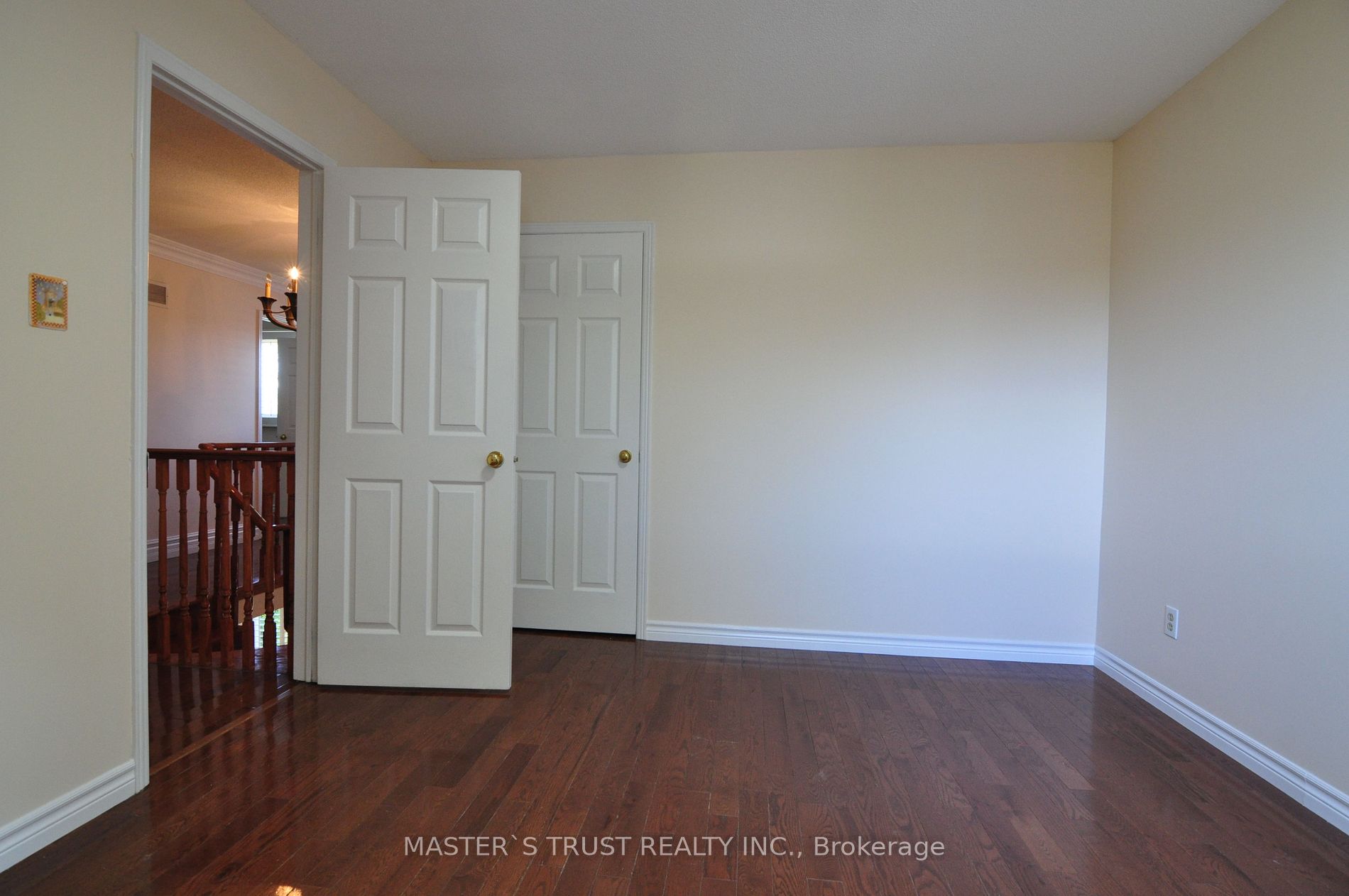 3312 Waxwing Dr