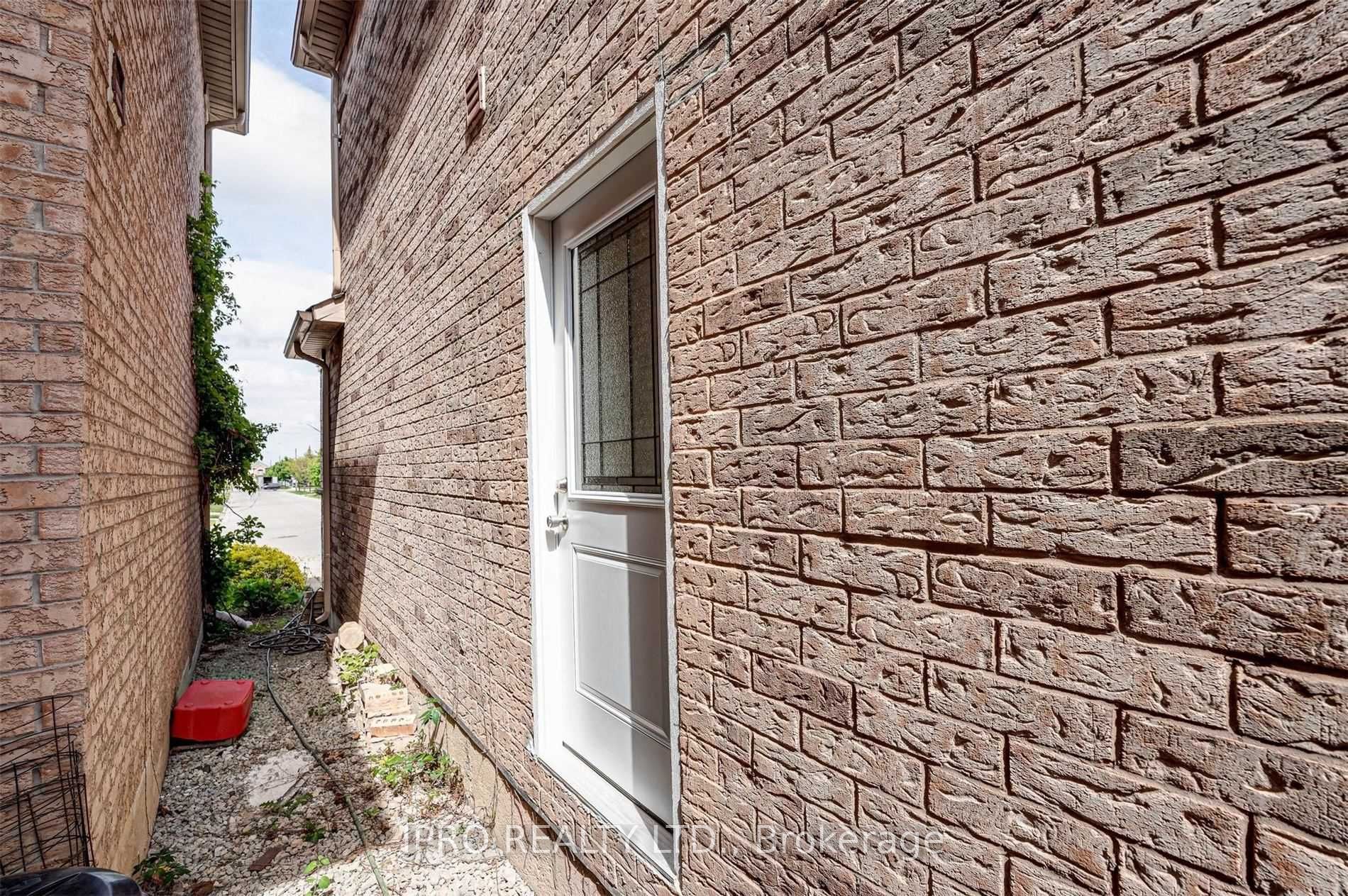 5458 Tasha Dr