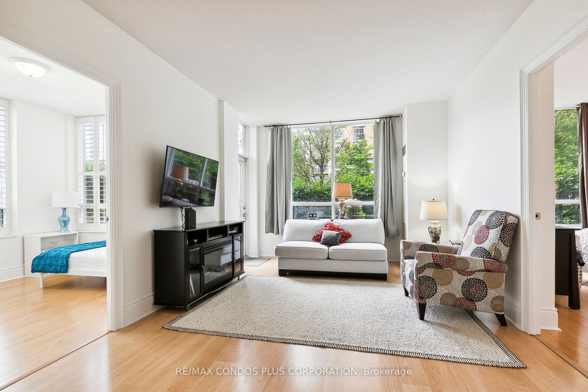 5233 Dundas Street W, #120