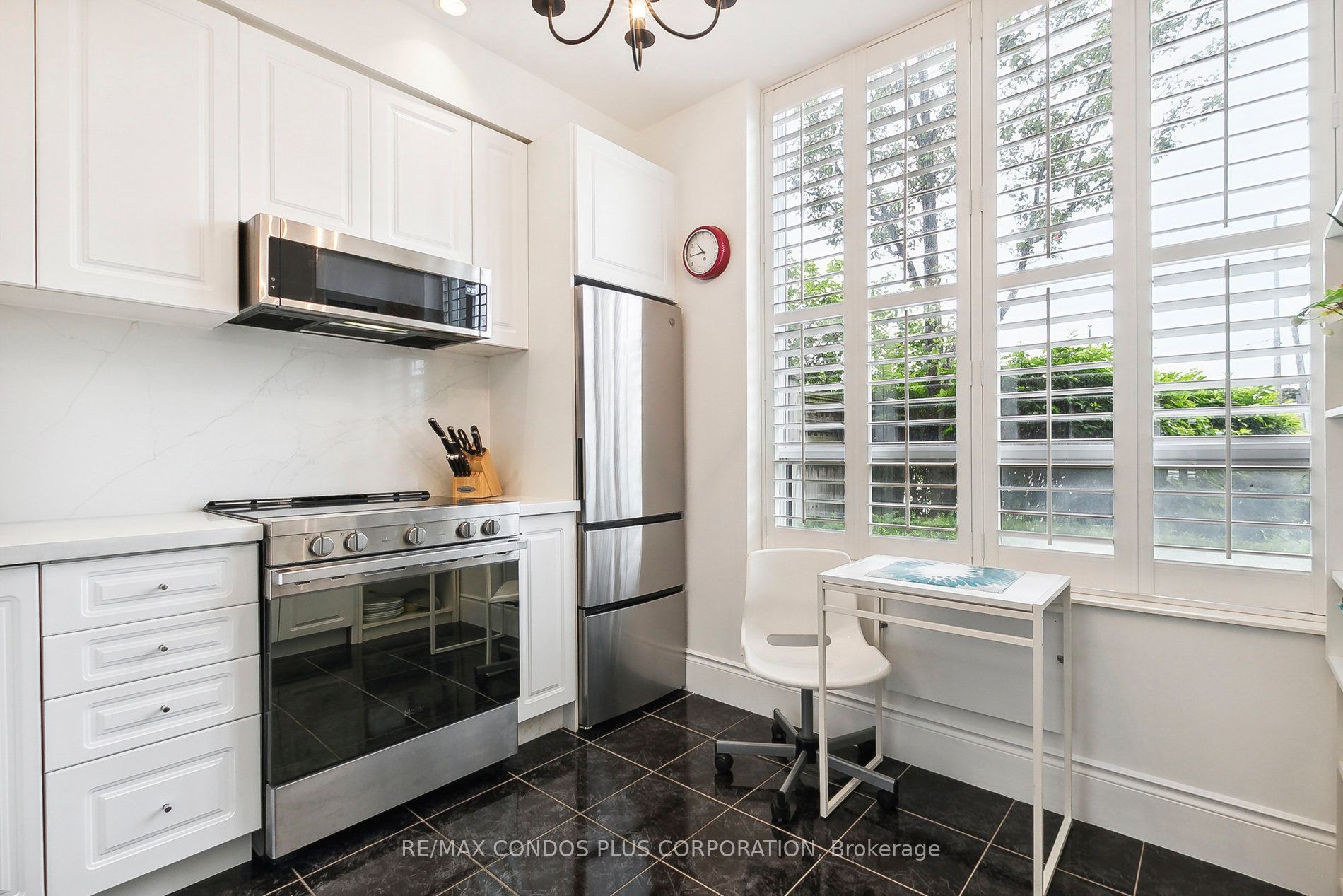 5233 Dundas Street W, #120