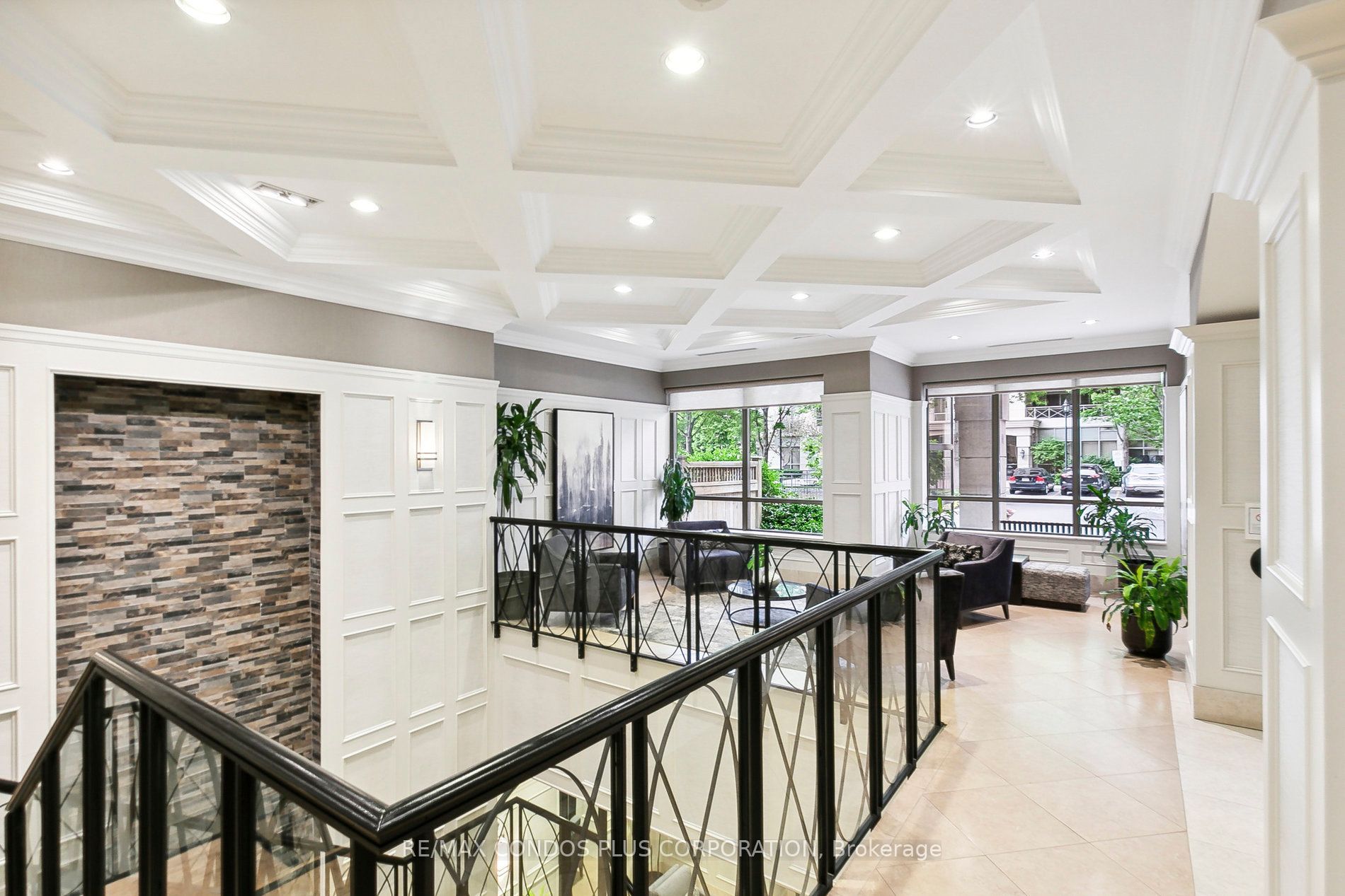 5233 Dundas Street W, #120
