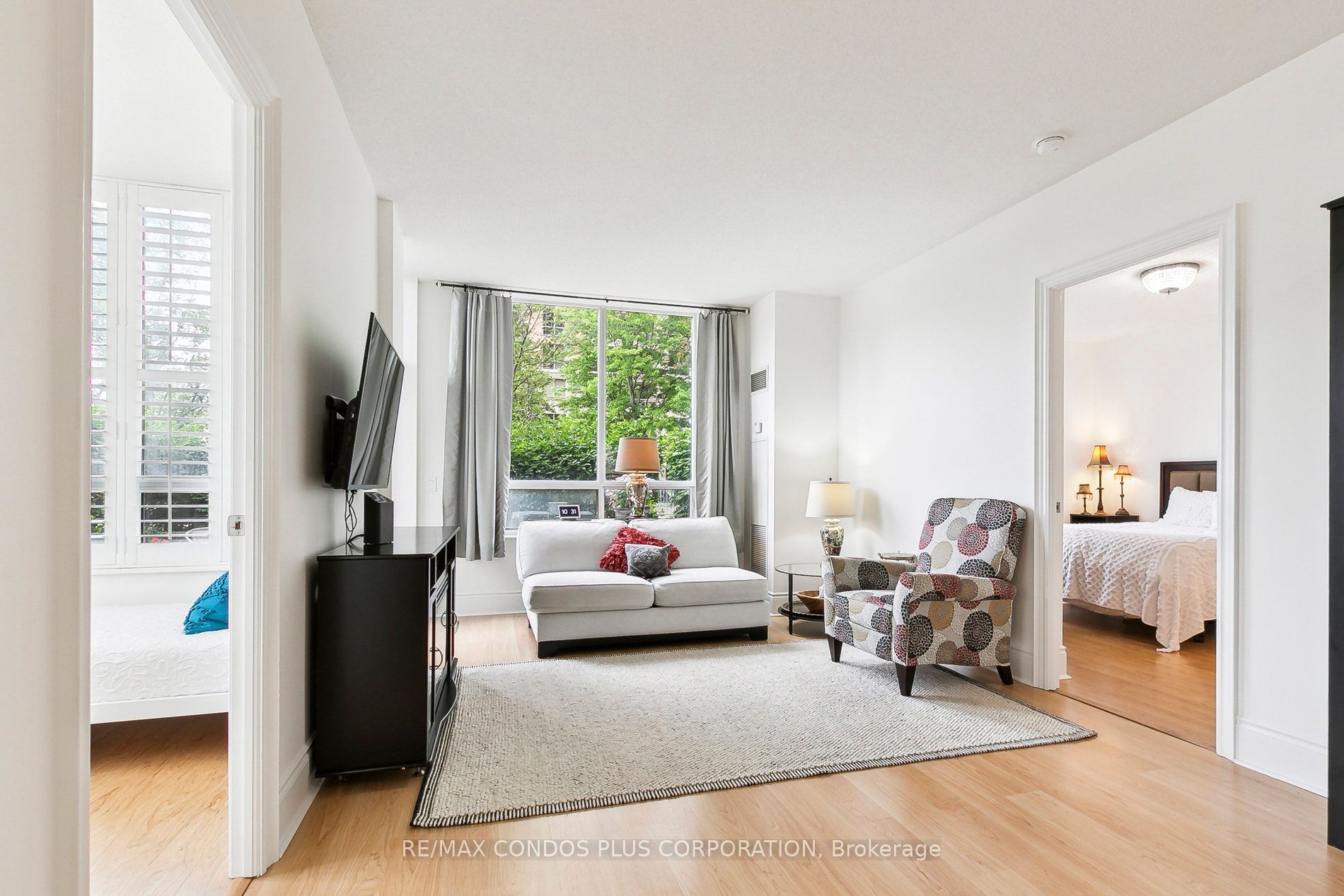 5233 Dundas Street W, #120