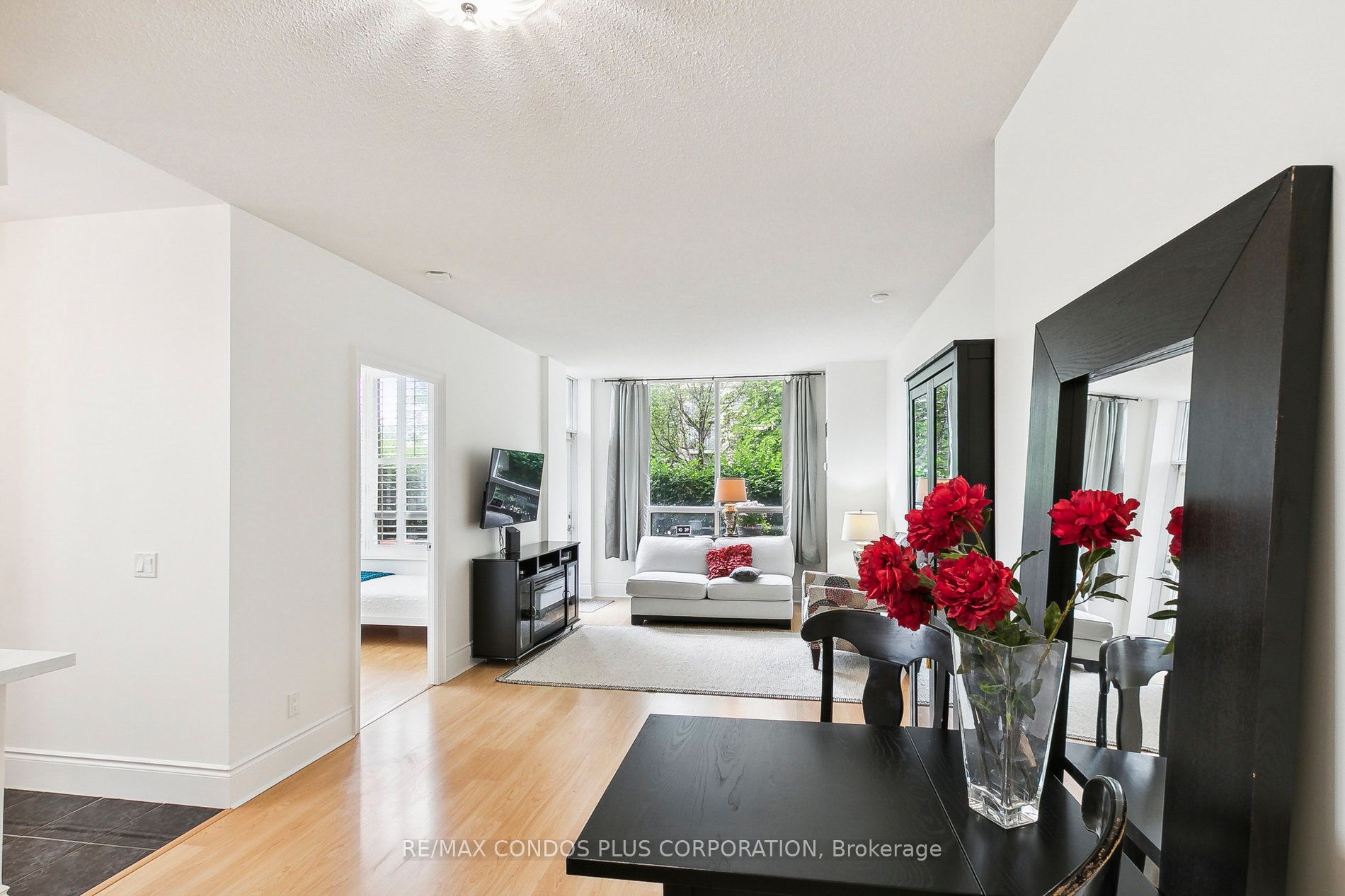 5233 Dundas Street W, #120