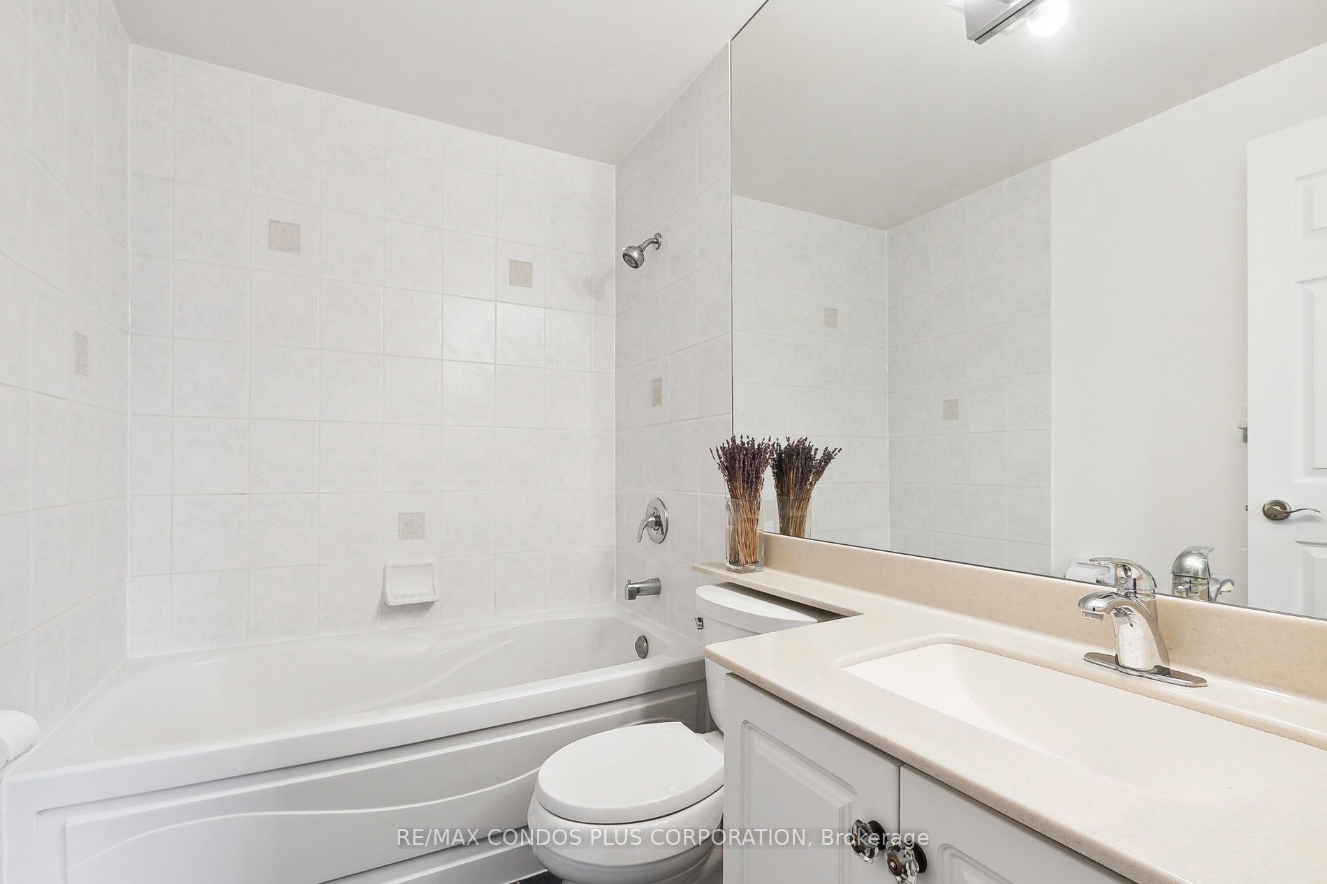 5233 Dundas Street W, #120