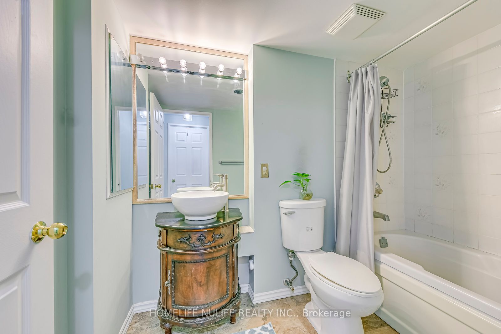 3605 Kariya Dr, #802