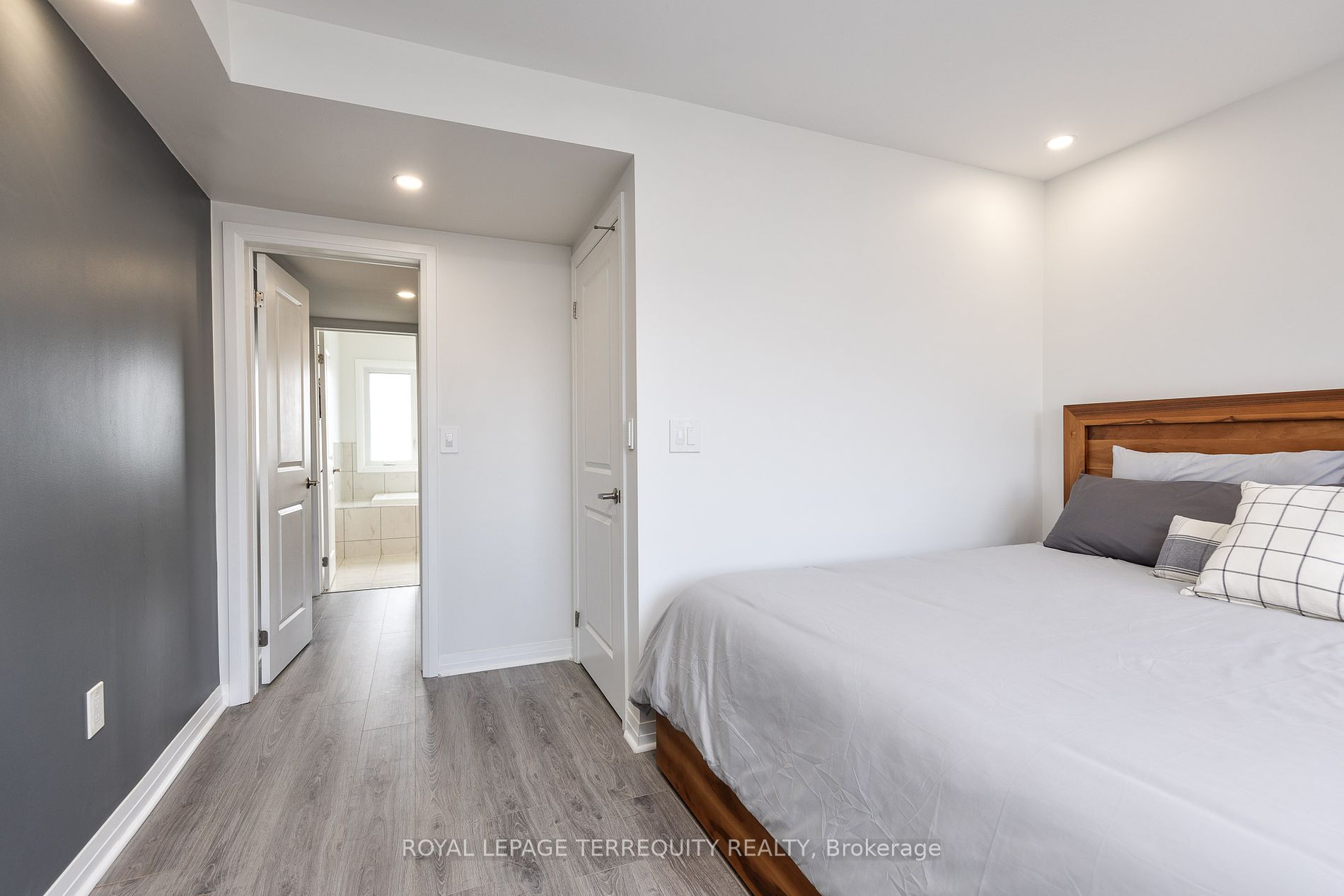 120 Frederick Tisdale Dr, #6