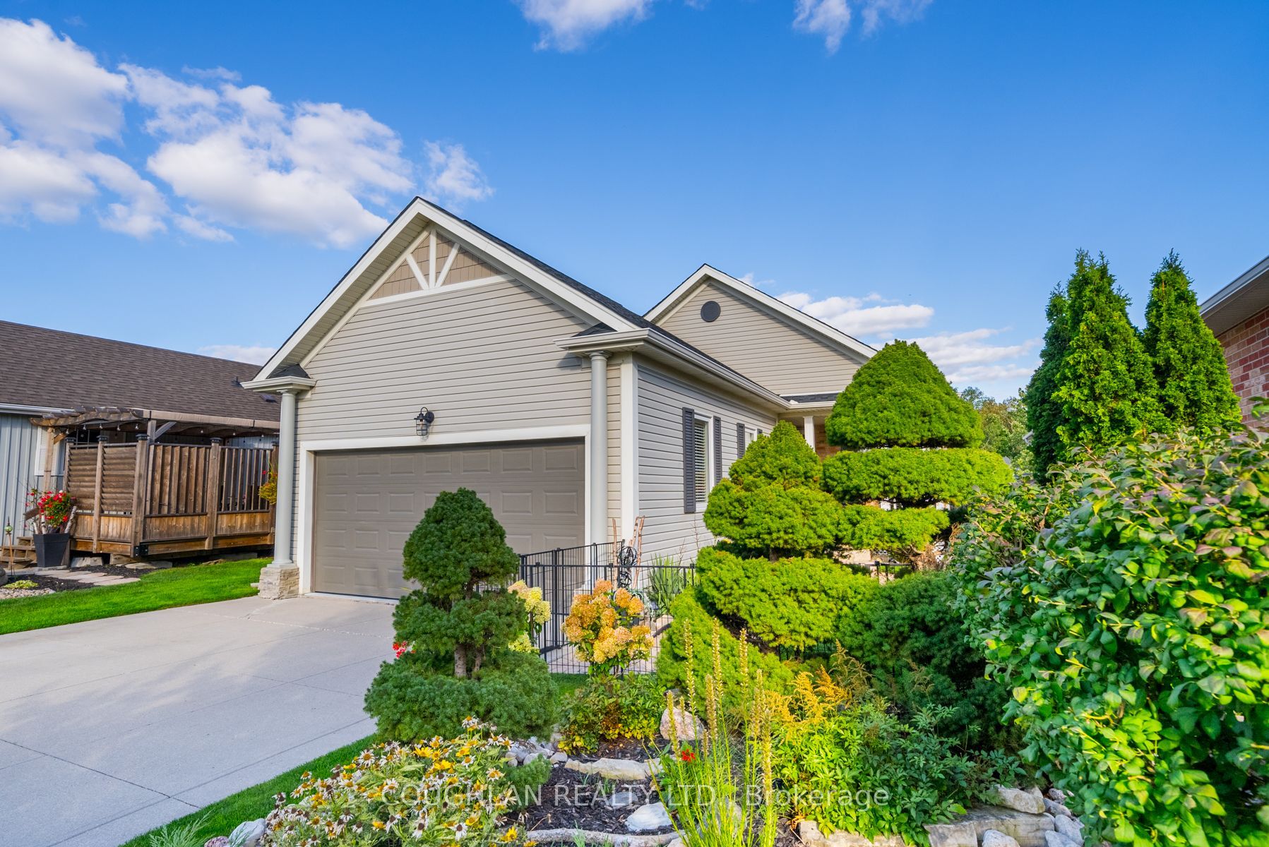 15 Woodvale Court