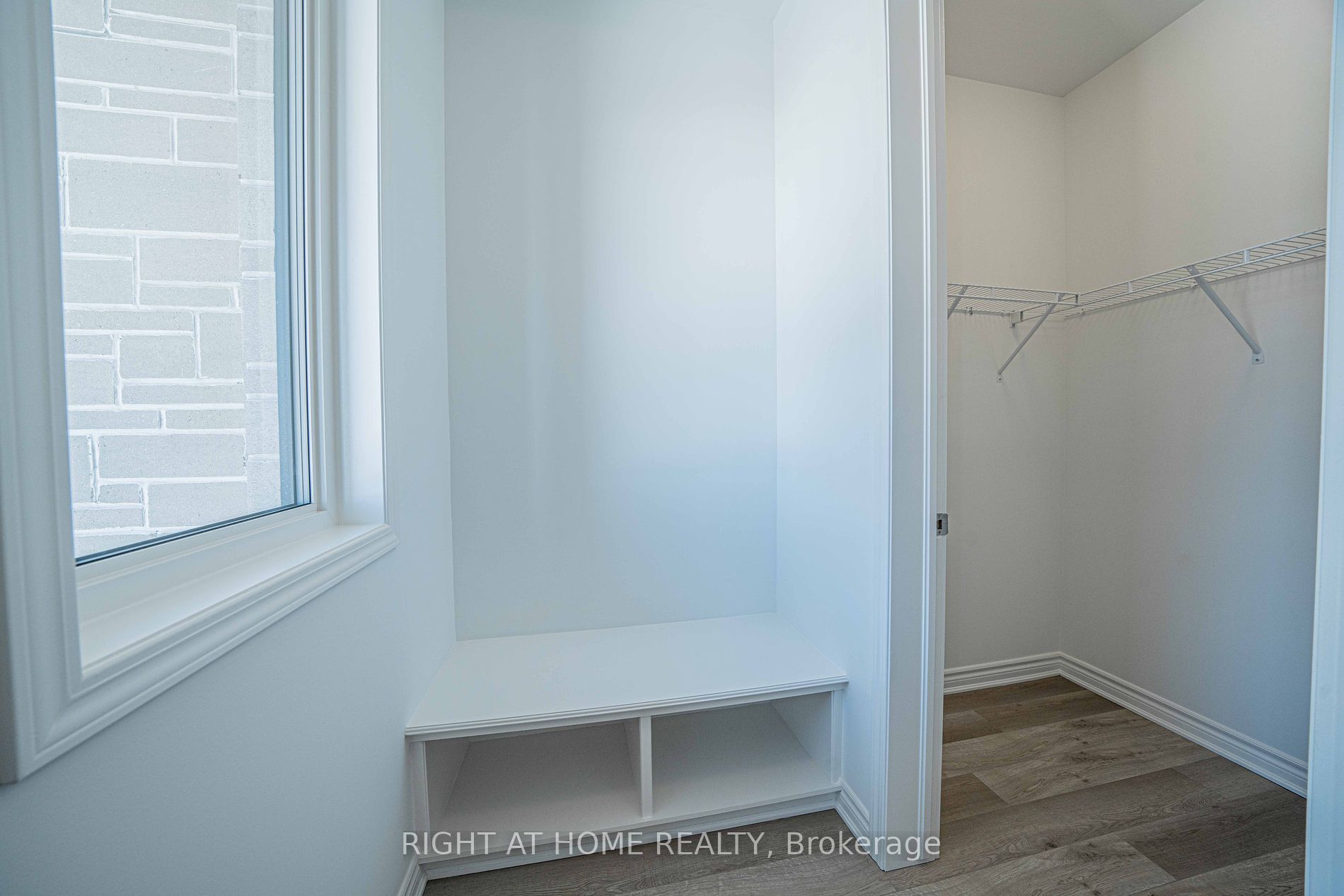 1200 Anson Gate