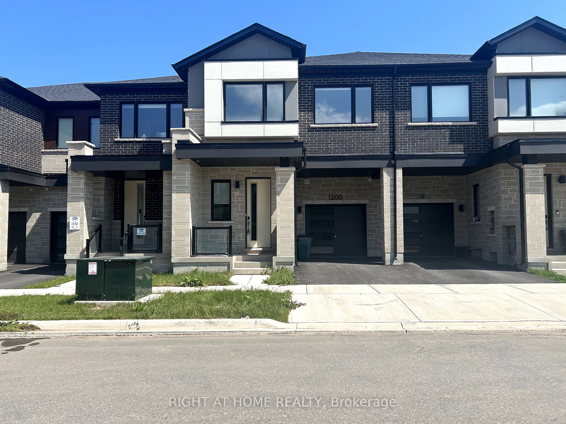 1200 Anson Gate