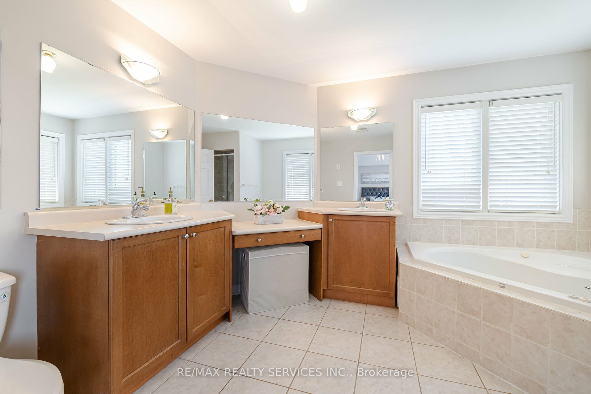 23 Sea Lion Road