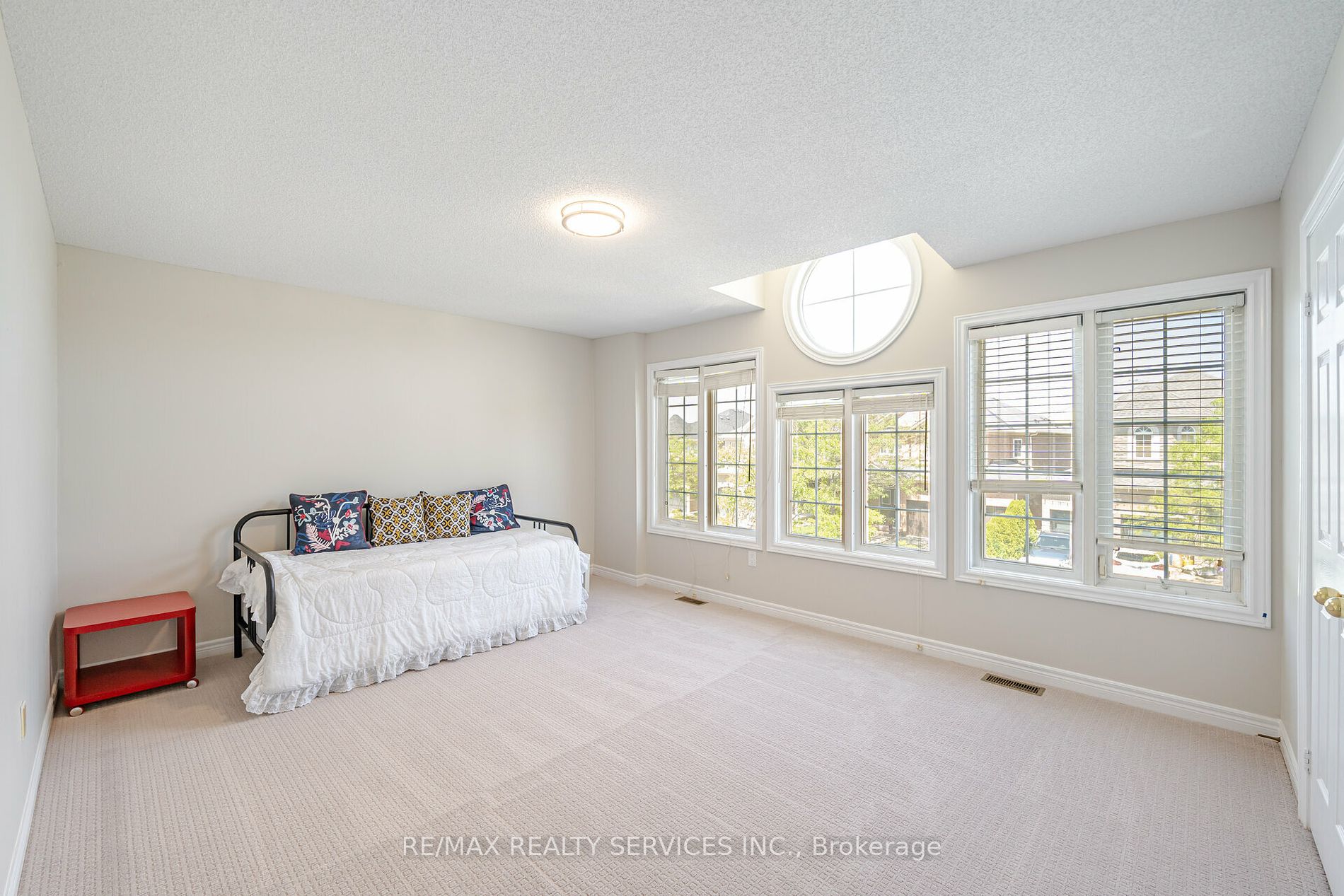 23 Sea Lion Road