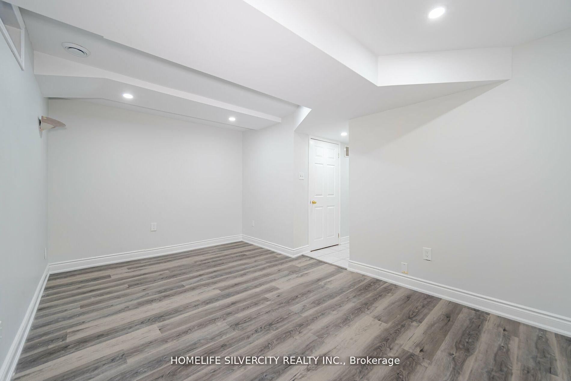92 Cedarwood Crescent