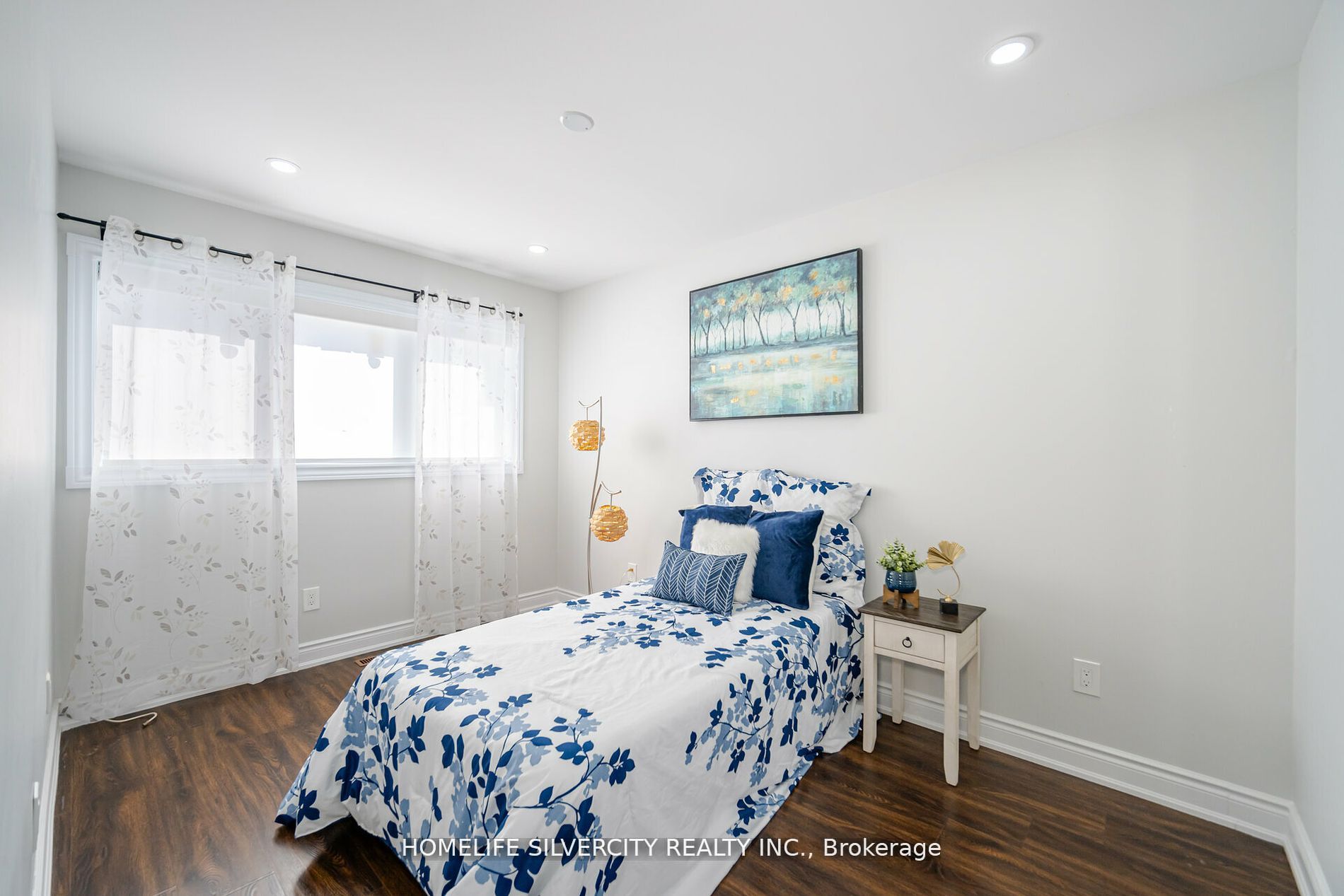 92 Cedarwood Crescent