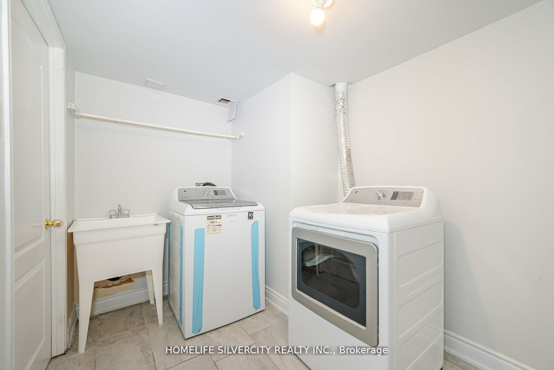 92 Cedarwood Crescent