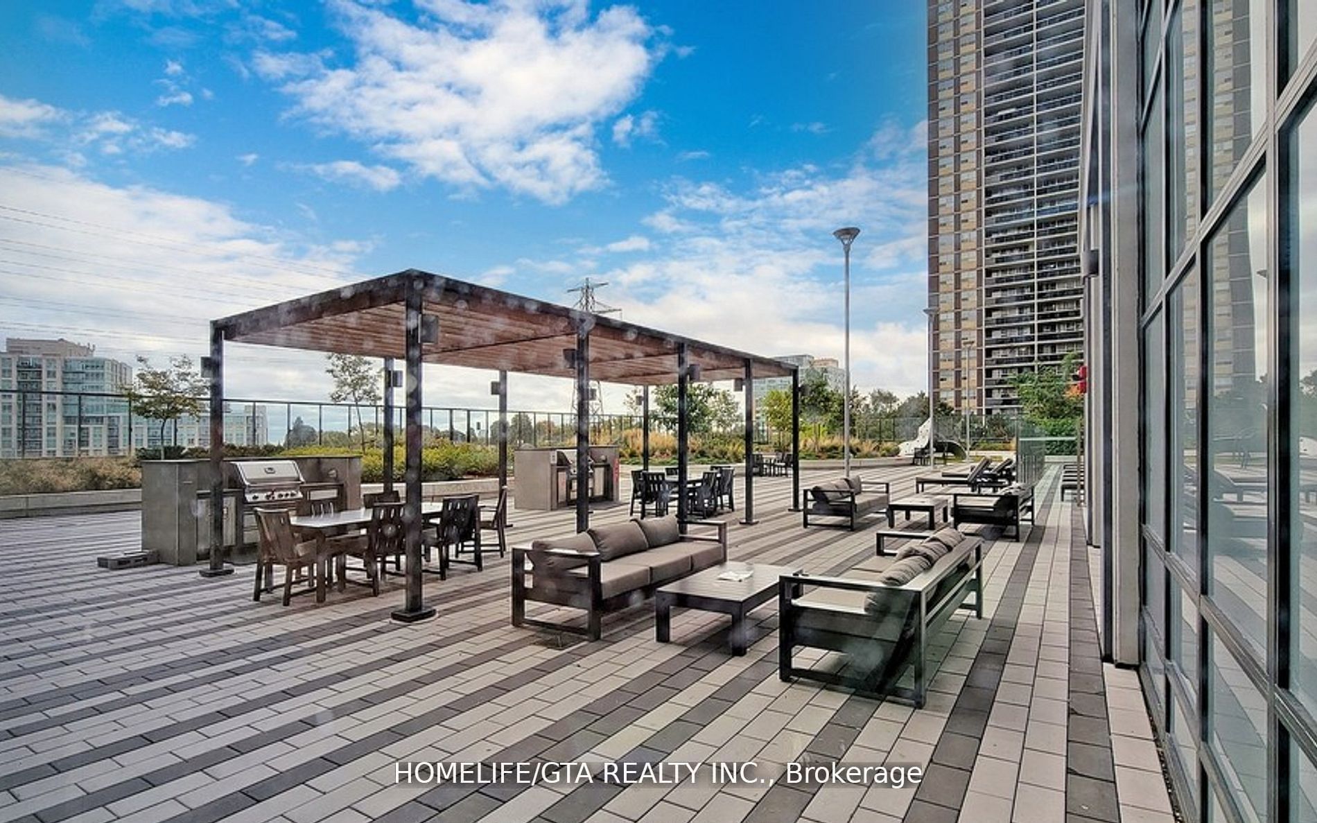 9 Mabelle Avenue, #2215