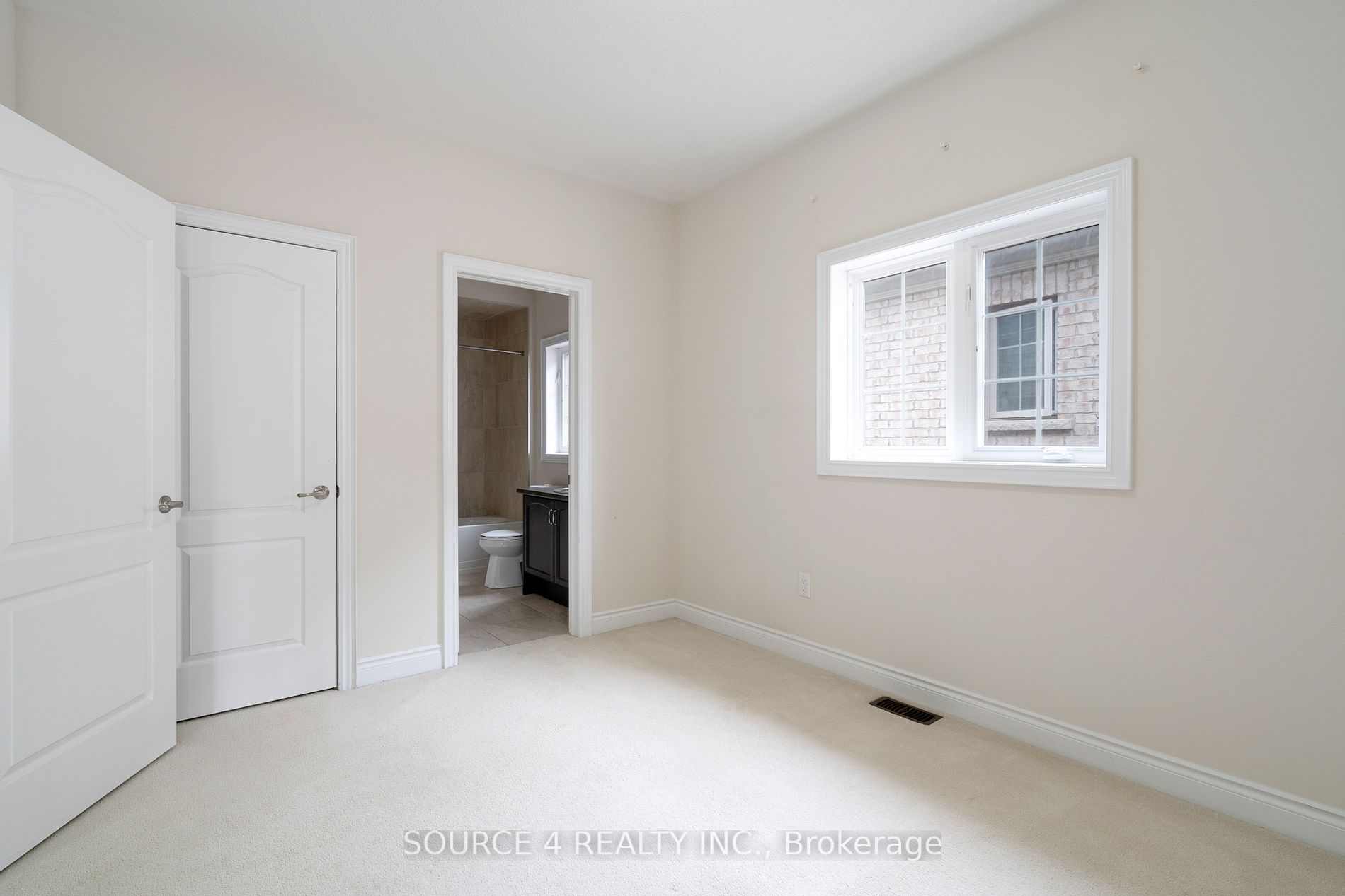 3 Chiming Rd
