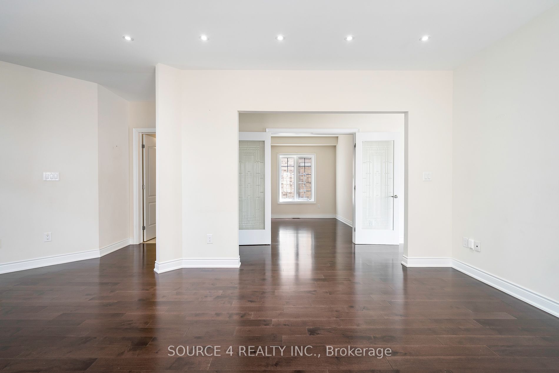 3 Chiming Rd