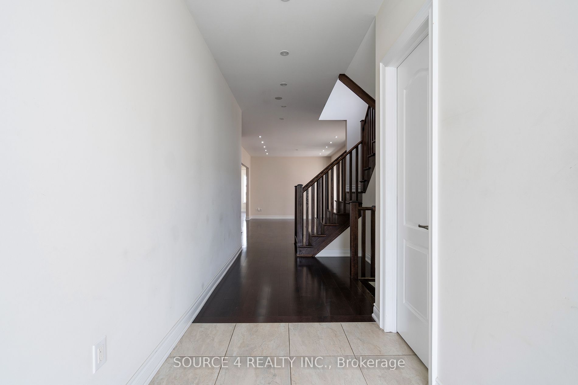 3 Chiming Rd