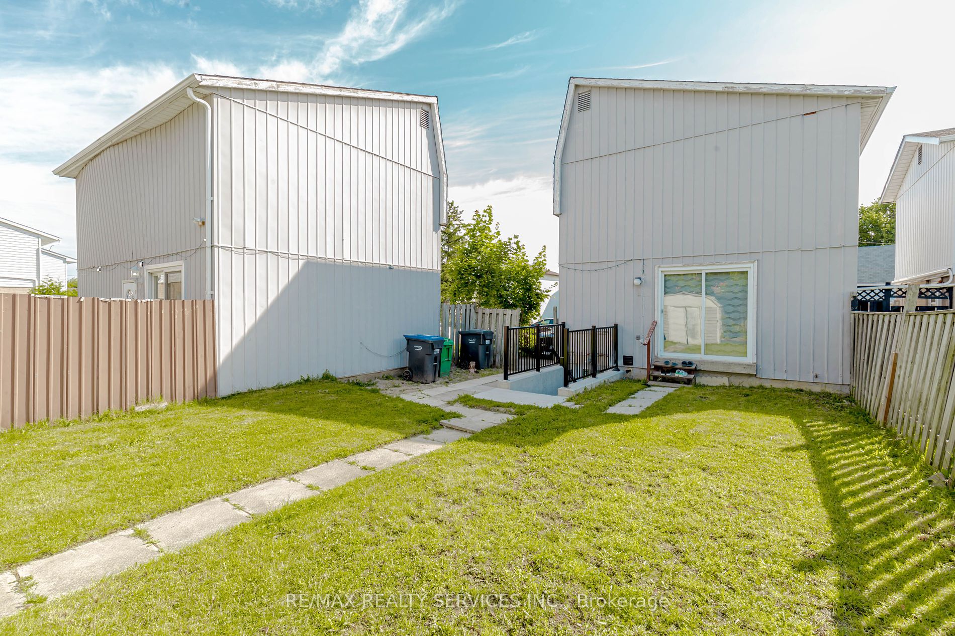 13 Greenbush Crt
