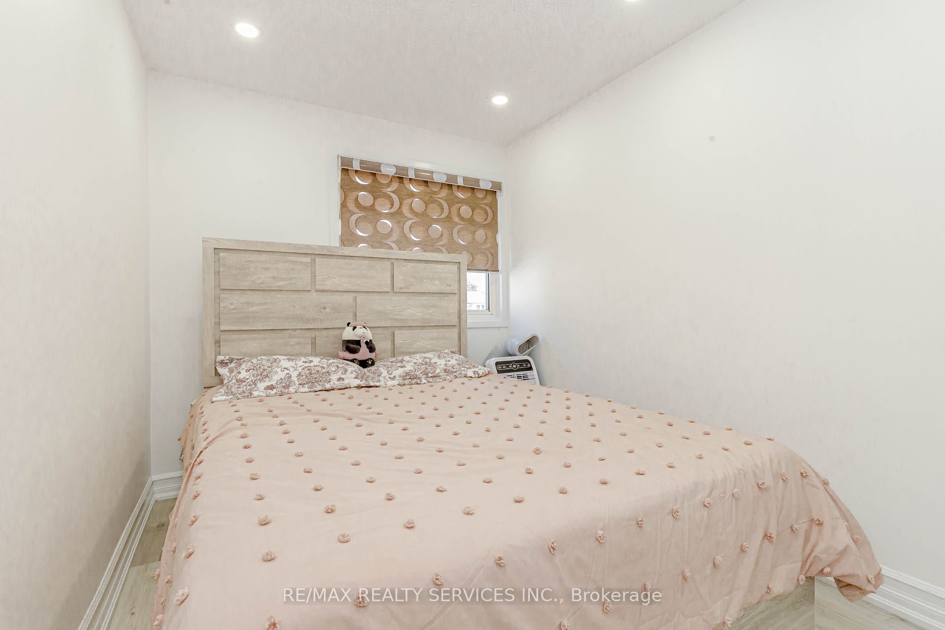 13 Greenbush Crt