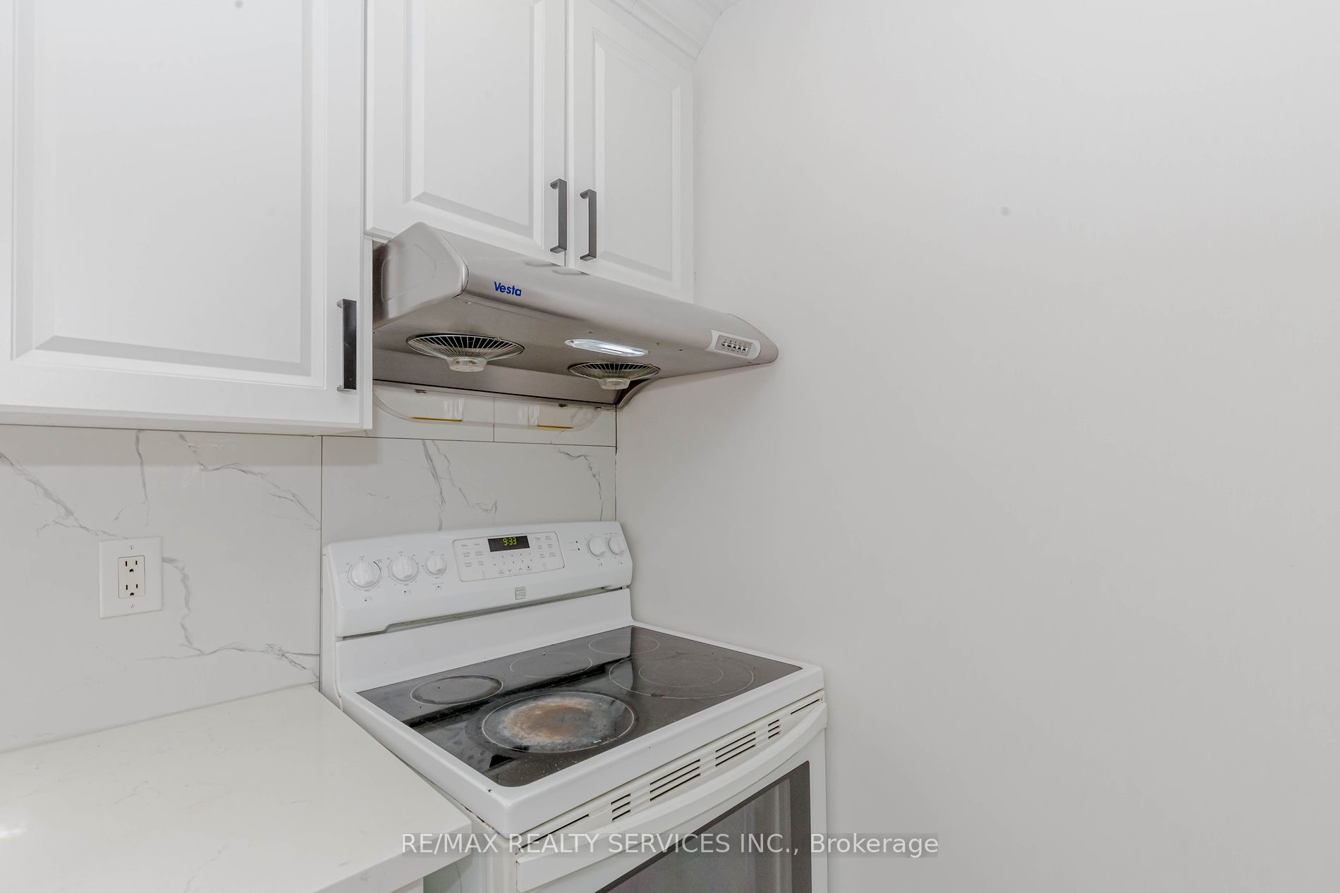 13 Greenbush Crt