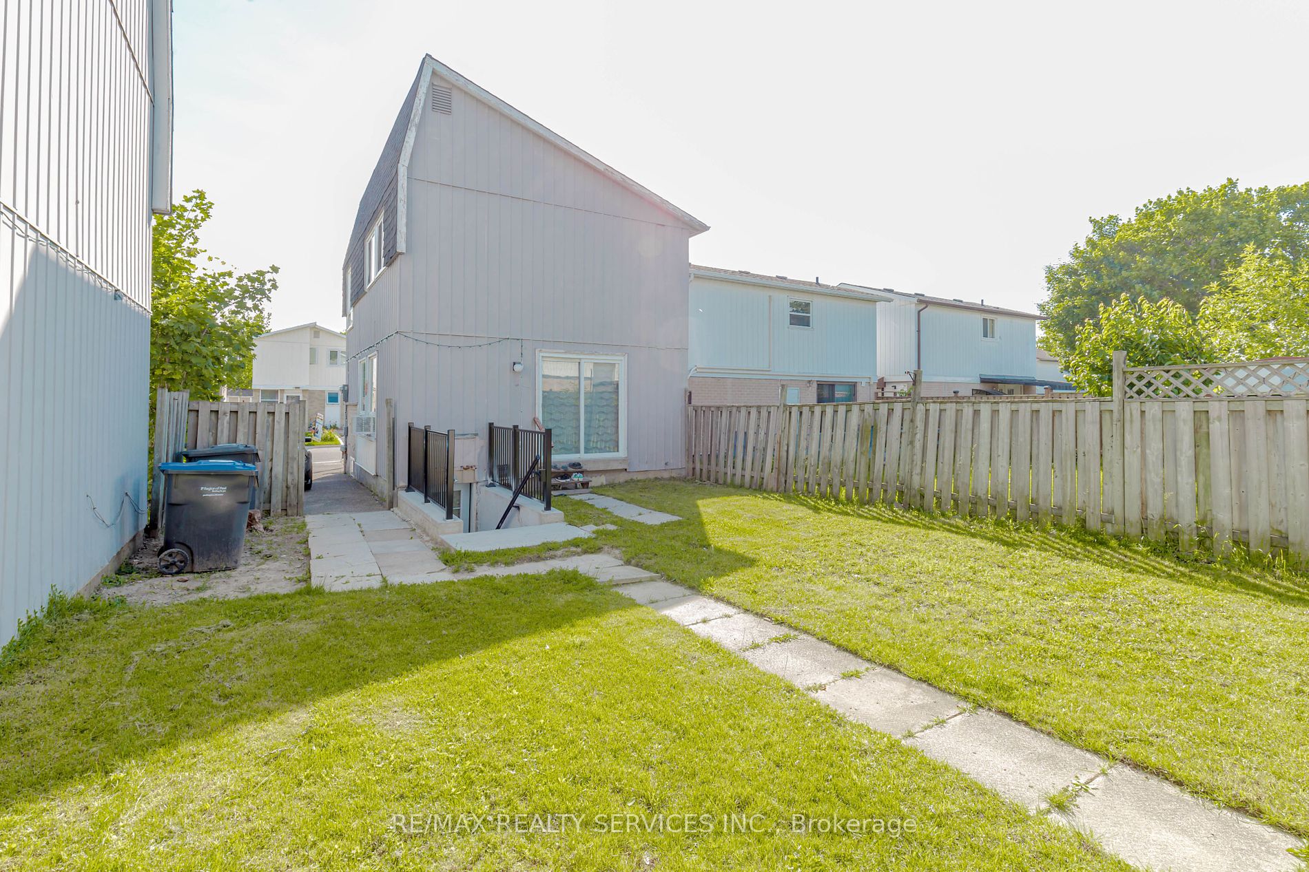 13 Greenbush Crt