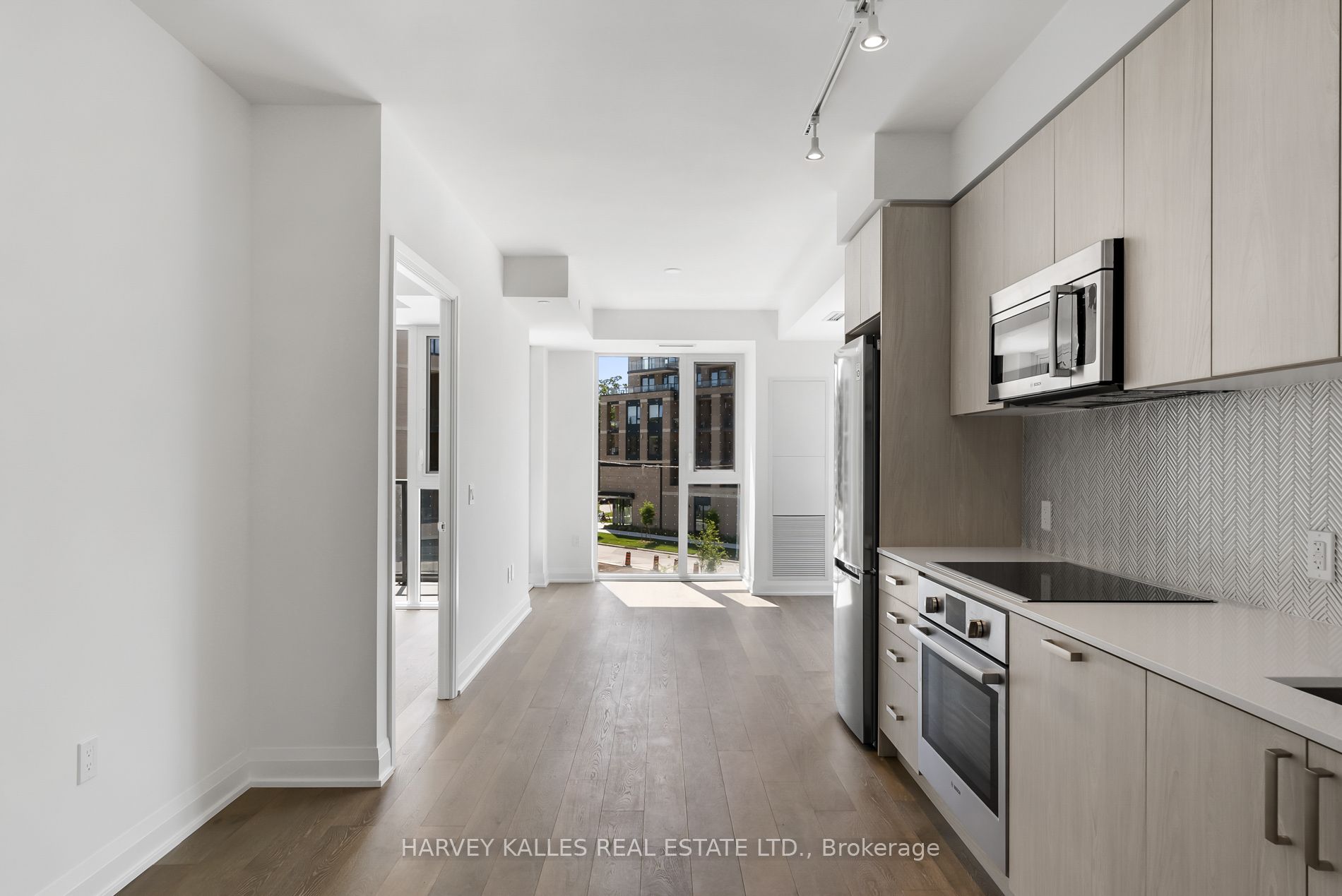 293 The Kingsway, #305