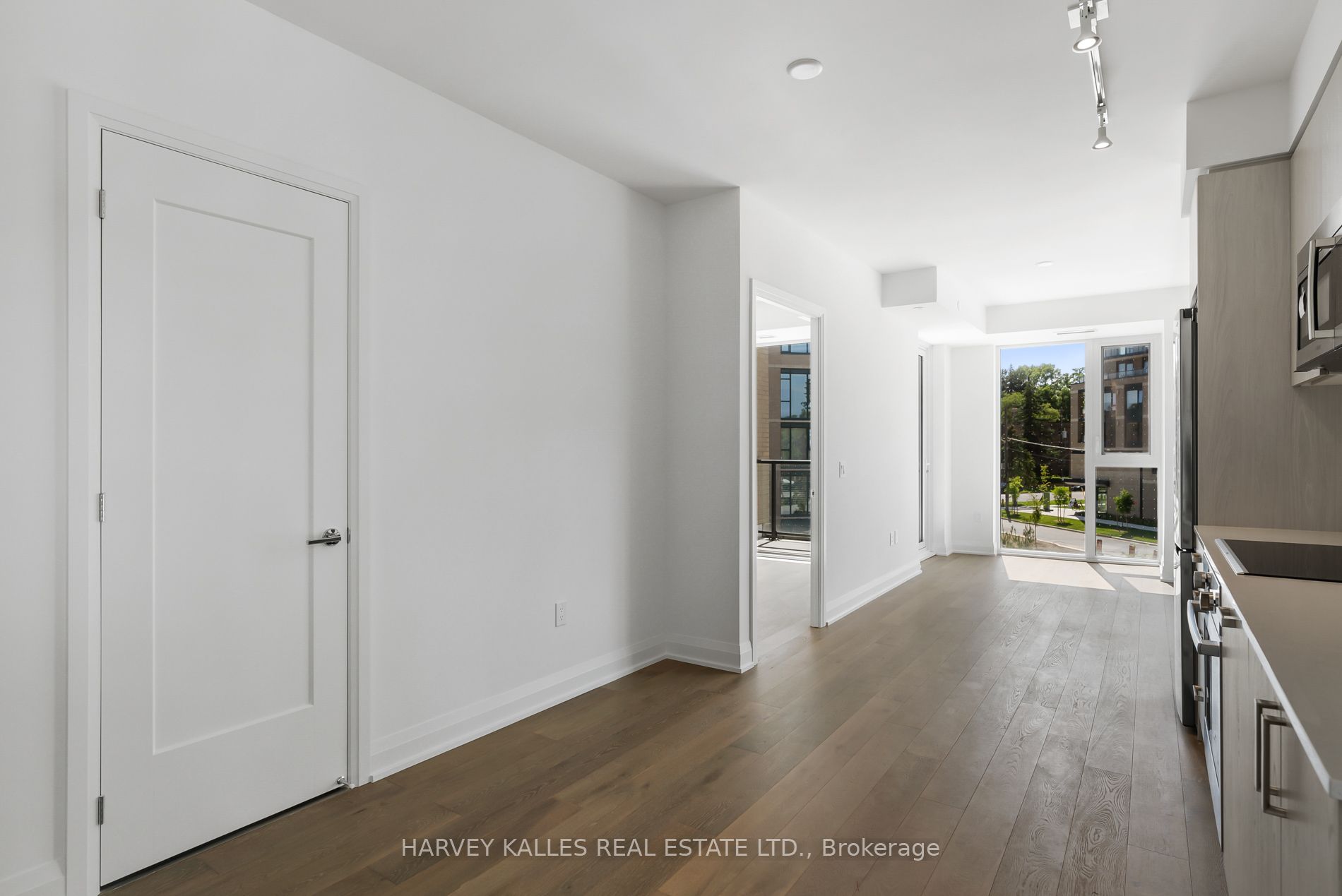 293 The Kingsway, #305